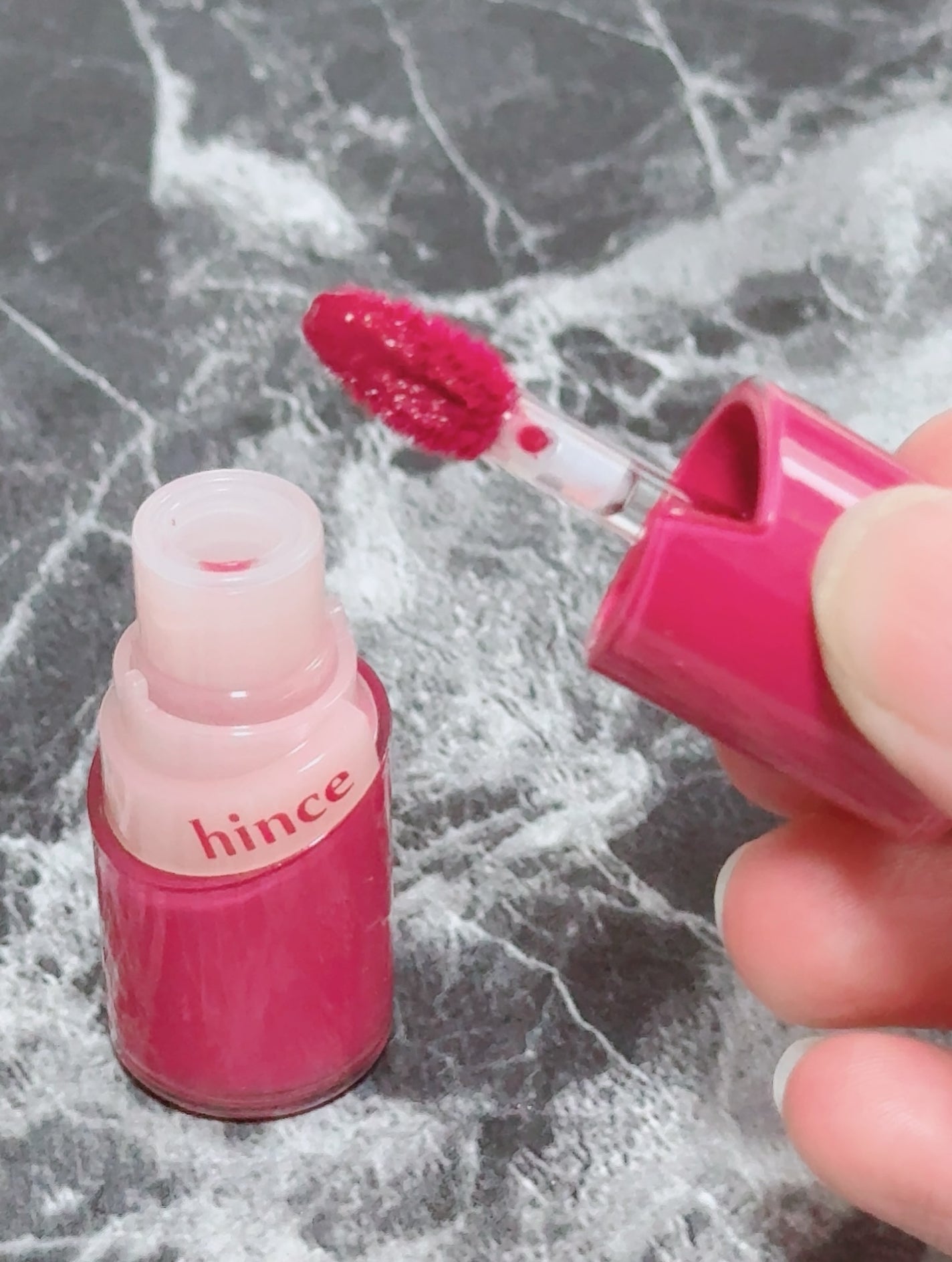 ロウグロウジェルティント/hince/リップティントを使ったクチコミ(4枚目)