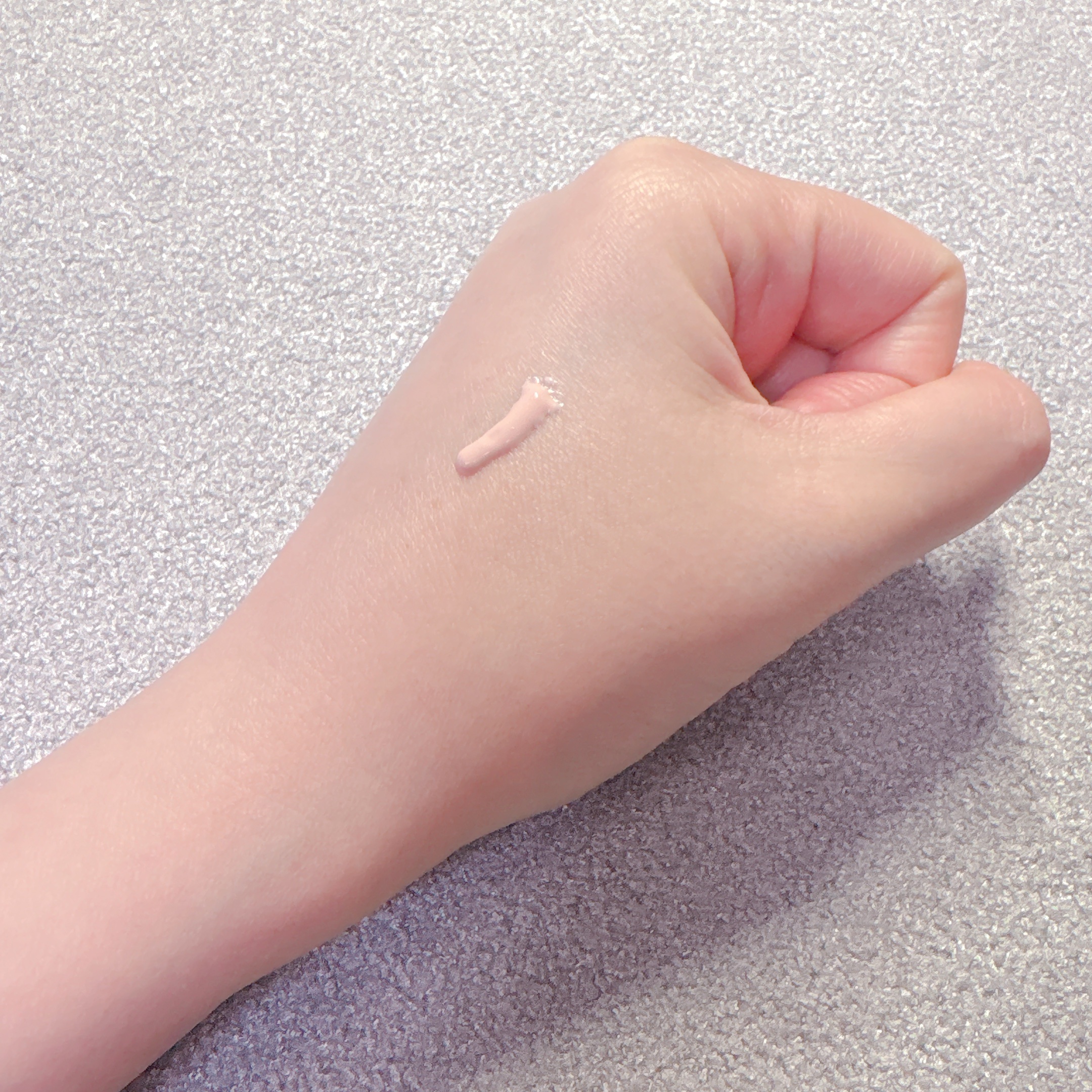 ウォータフルトーンアップサンクリーム/ダルバ/日焼け止めクリームを使ったクチコミ（2枚目）