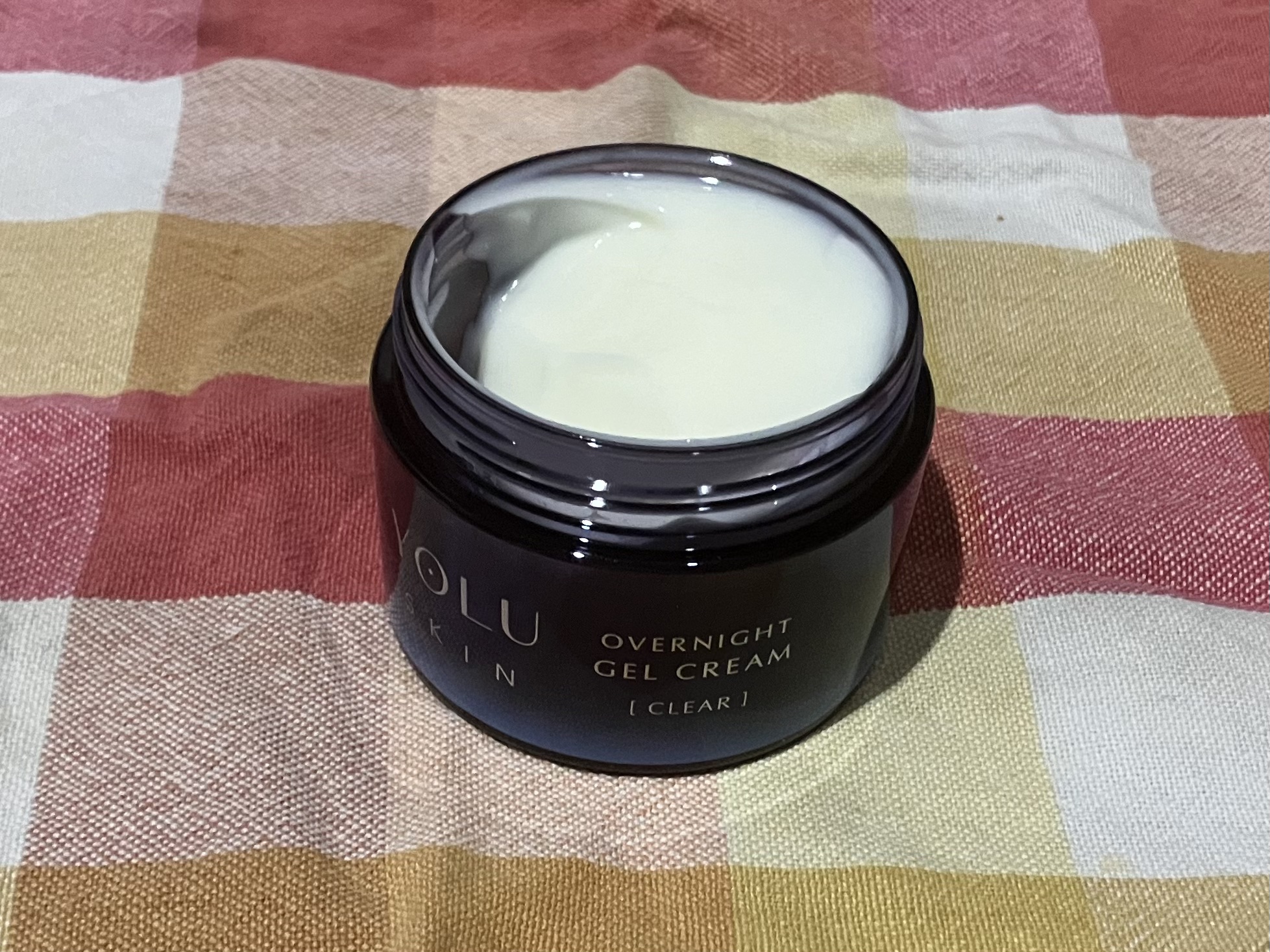 ヨル スキン オーバーナイトジェルクリーム クリア/YOLU/フェイスクリームを使ったクチコミ（3枚目）