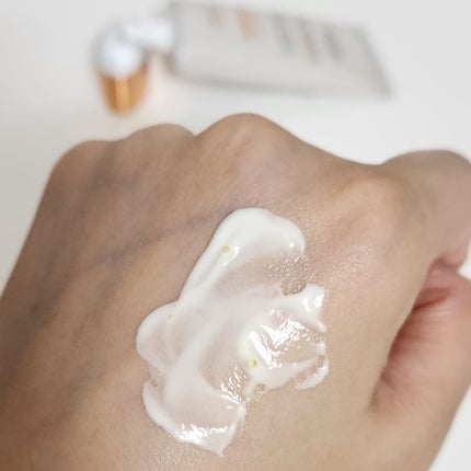 ビタカプセルエイジングケアサンクリーム/ダルバ/日焼け止め・UVケアを使ったクチコミ(5枚目)