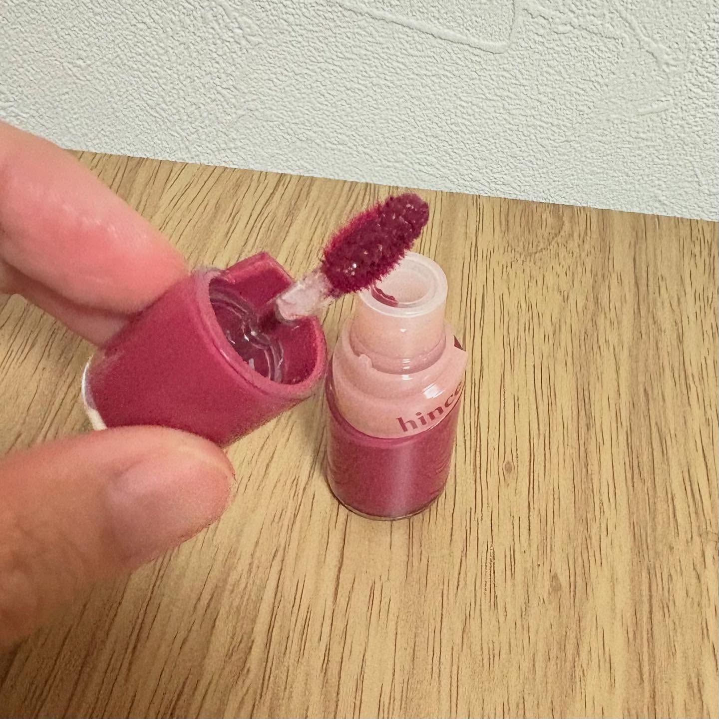 ロウグロウジェルティント R007 チル/hince/リップティントを使ったクチコミ（2枚目）