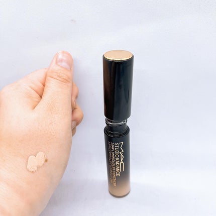 スタジオ ラディアンス 24 ルミナス コンシーラー/M・A・C/リキッドコンシーラーを使ったクチコミ(4枚目)