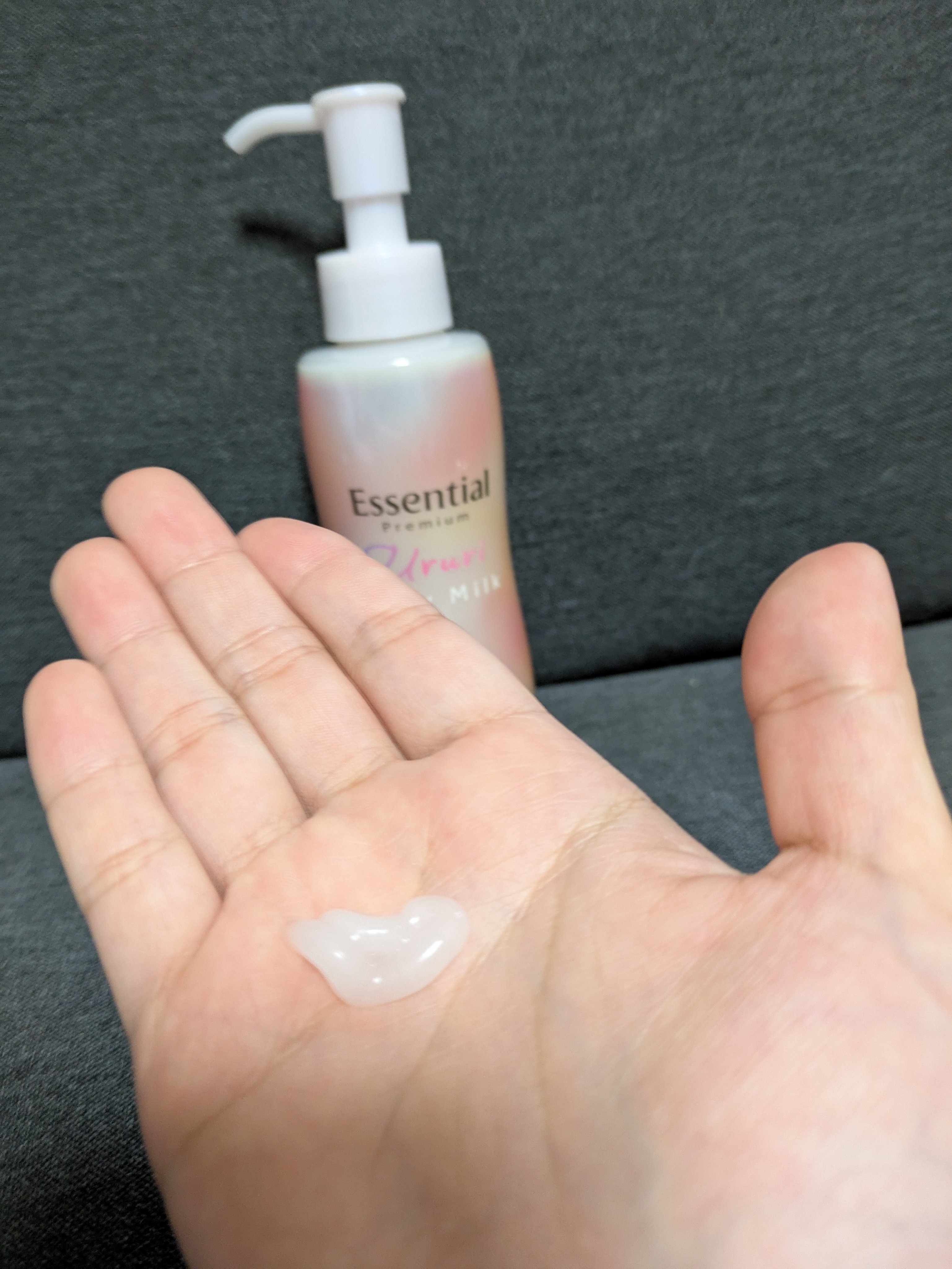 エッセンシャル プレミアム うるりジェリーミルク/エッセンシャル/ヘアミルクを使ったクチコミ（2枚目）