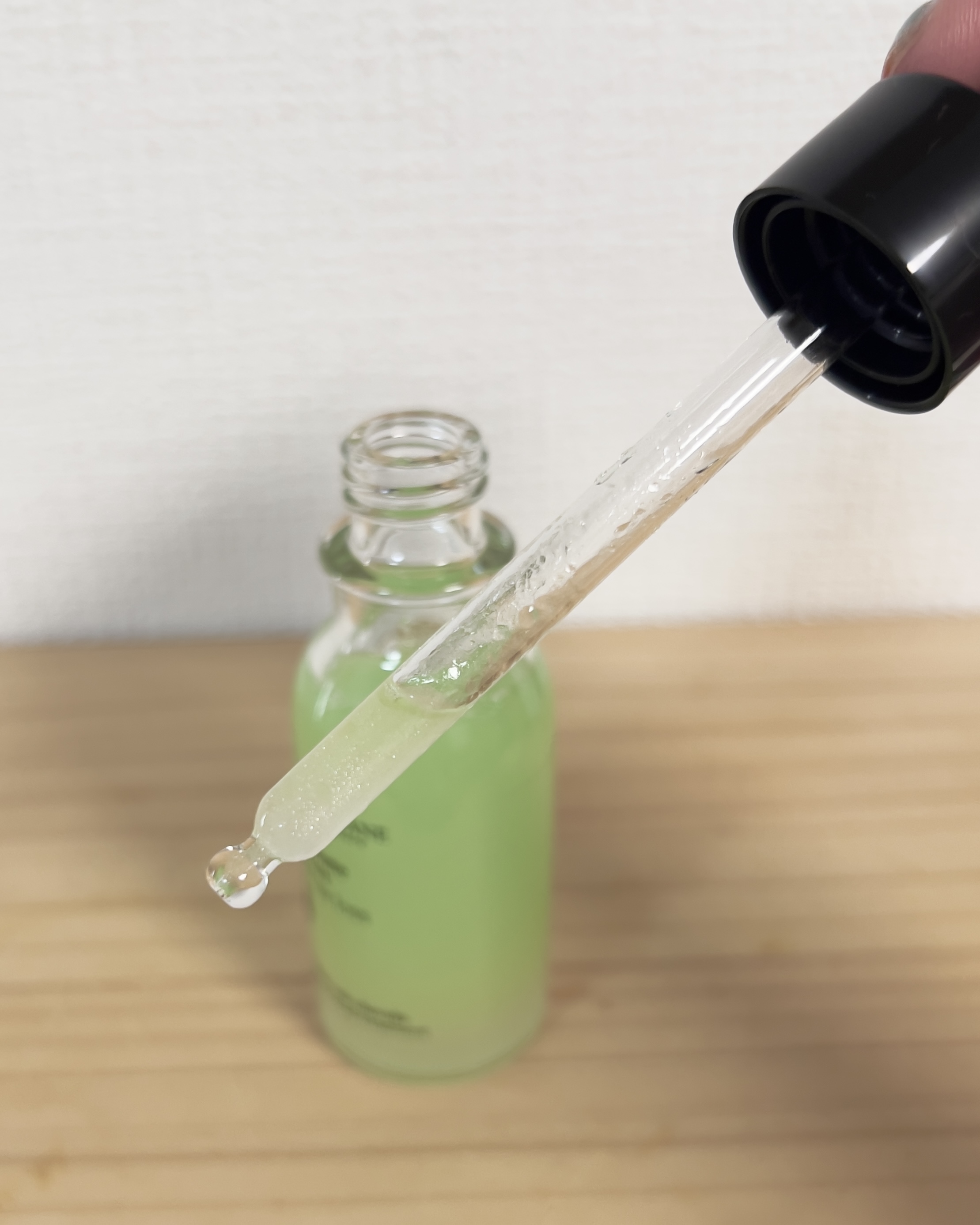 薬用 メディカル アンチヘアロスセラム/L&#39;OCCITANE/頭皮ローションを使ったクチコミ（3枚目）