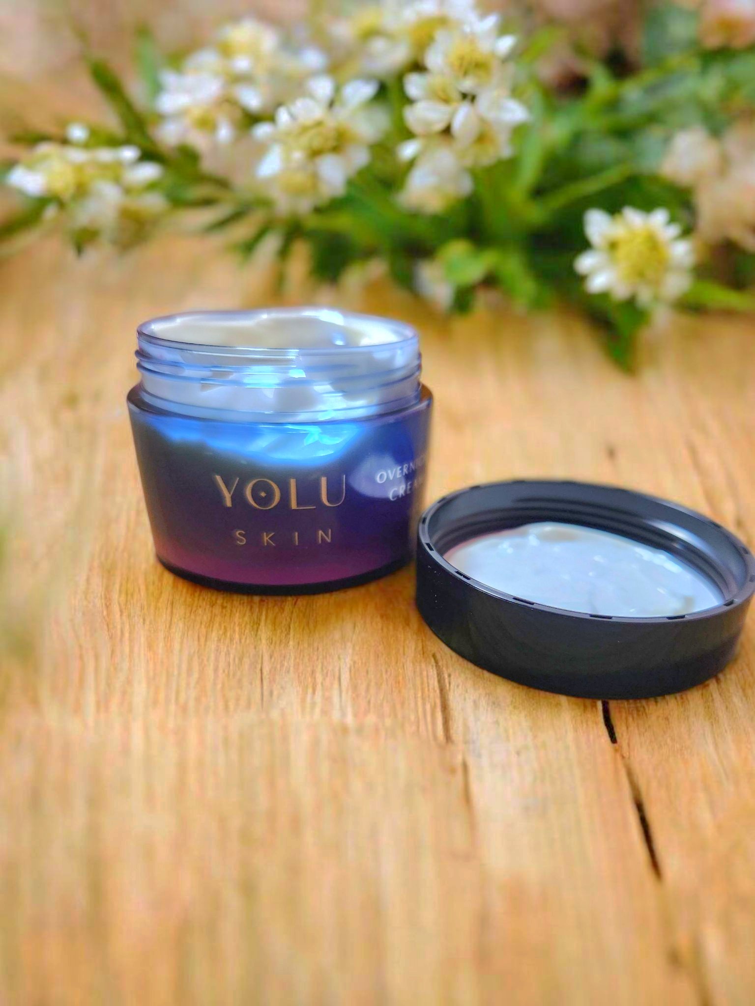 ヨル スキン オーバーナイトジェルクリーム クリア/YOLU/フェイスクリームを使ったクチコミ（1枚目）