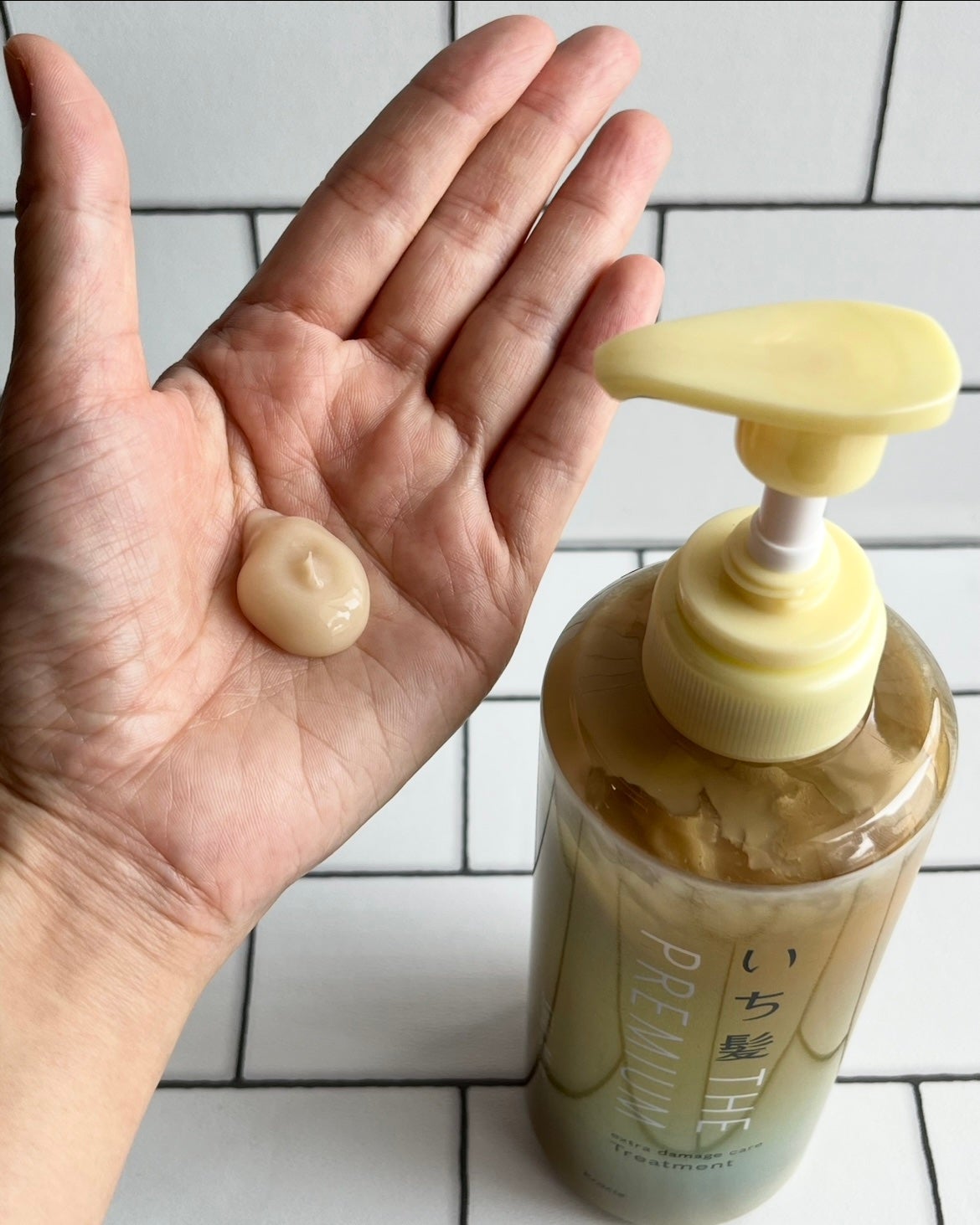 THE PREMIUM エクストラダメージケアシャンプー/トリートメント(シャイニーモイスト)/いち髪/市販シャンプーを使ったクチコミ(3枚目)