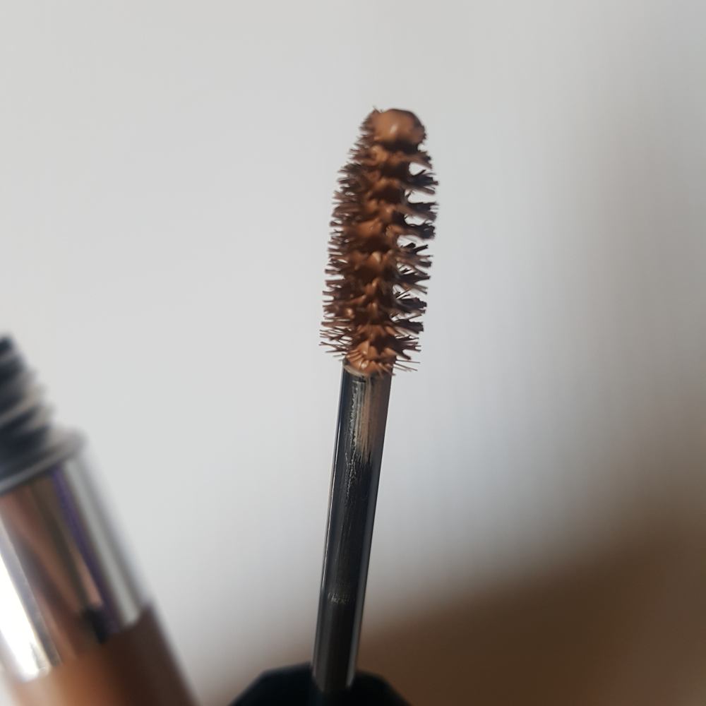 ヘビーローテーション カラーリングアイブロウEX/ヘビーローテーション/眉マスカラを使ったクチコミ（3枚目）