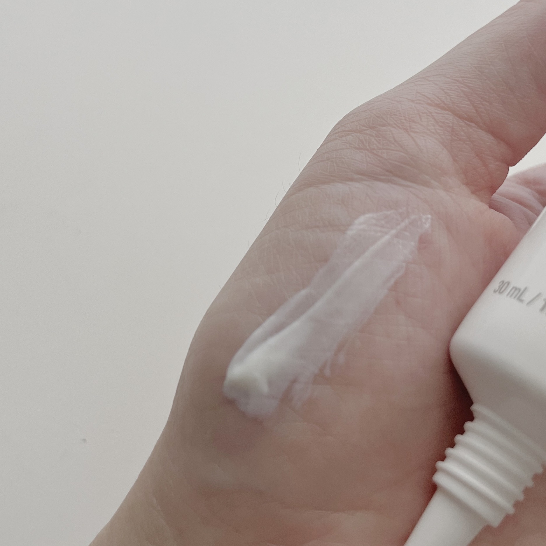 アドバンスドリペア　シカ　バランス　Ｐソリューション　サンスクリーン/PHYSIOGEL/日焼け止めクリームを使ったクチコミ（3枚目）