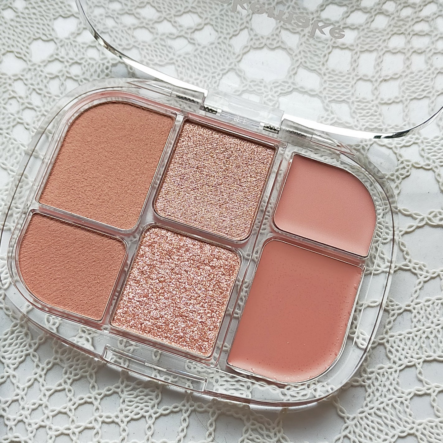 ソフトシアーマルチパレット/wakemake/アイシャドウパレットを使ったクチコミ(3枚目)