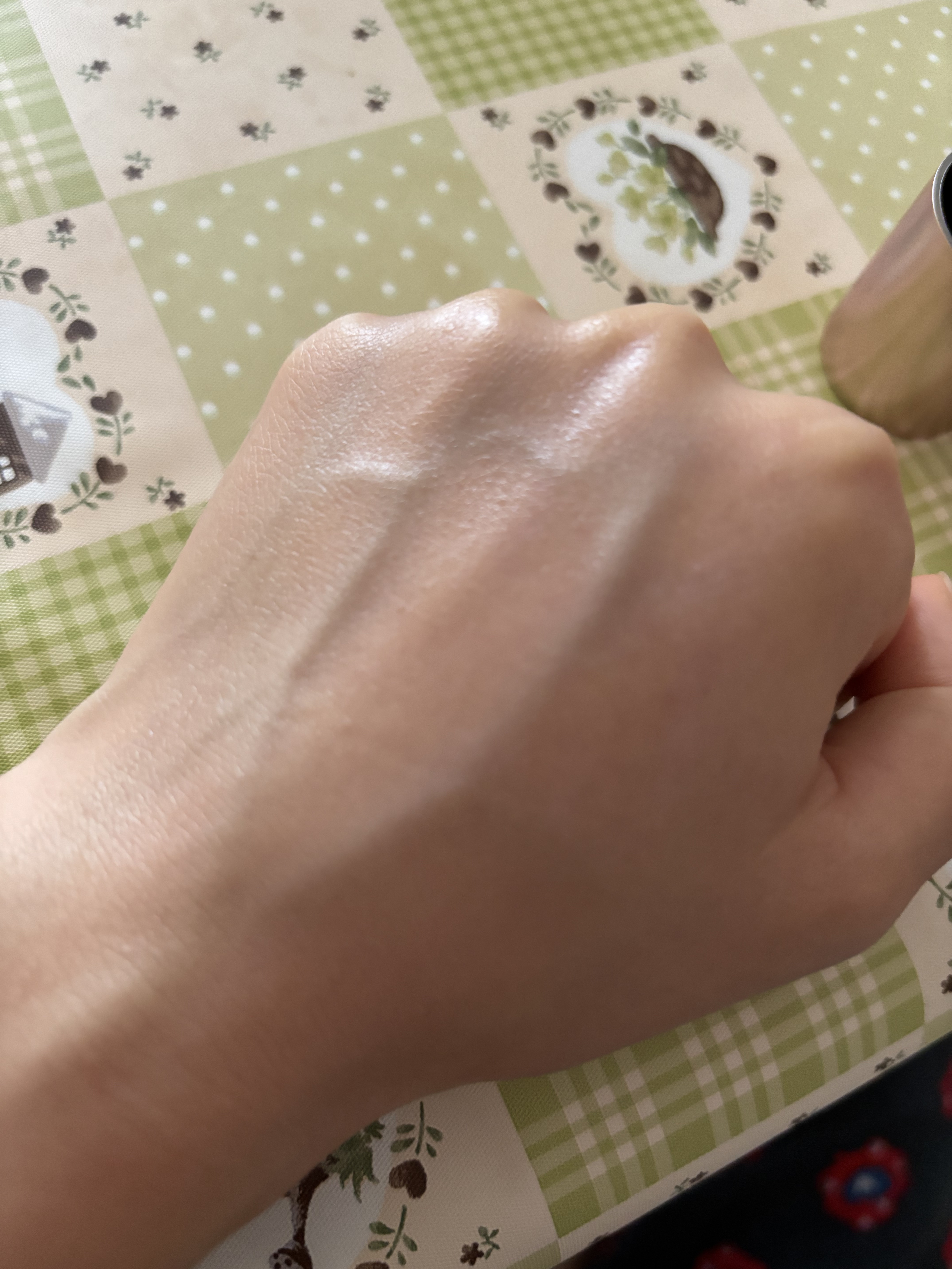 &be UVプライマー ピーチグロウ <プリン>/＆be/化粧下地を使ったクチコミ（3枚目）