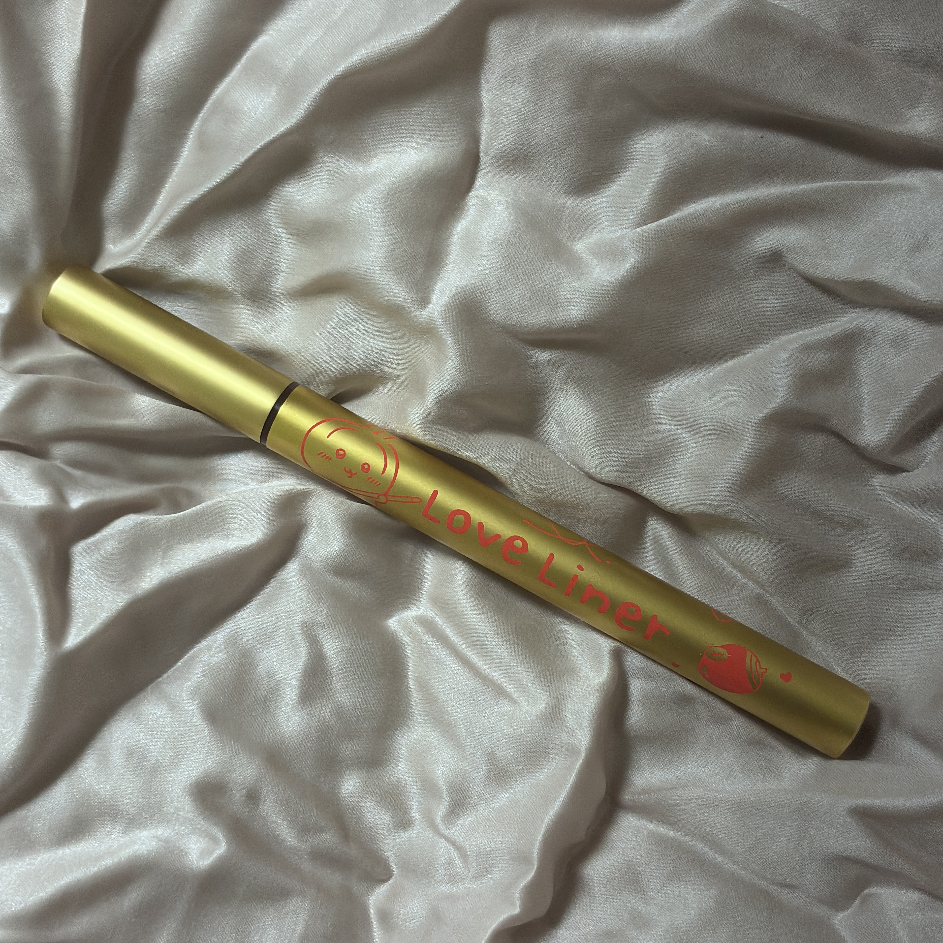 リキッドアイライナーR4 ブラウン(ちいかわ うさぎデザイン)【限定】/ラブ・ライナー/リキッドアイライナーを使ったクチコミ（1枚目）