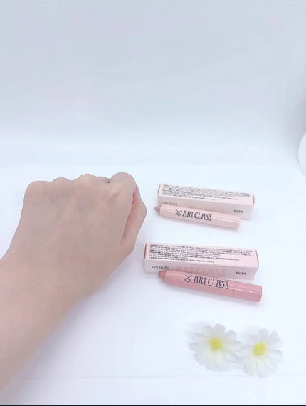 アートクラス アイグリッツ/too cool for school/スティックアイシャドウを使ったクチコミ(2枚目)