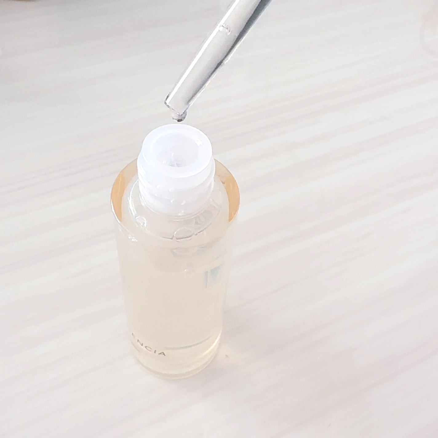 リンクル O/L コンセントレート/DECENCIA/美容液を使ったクチコミ(2枚目)