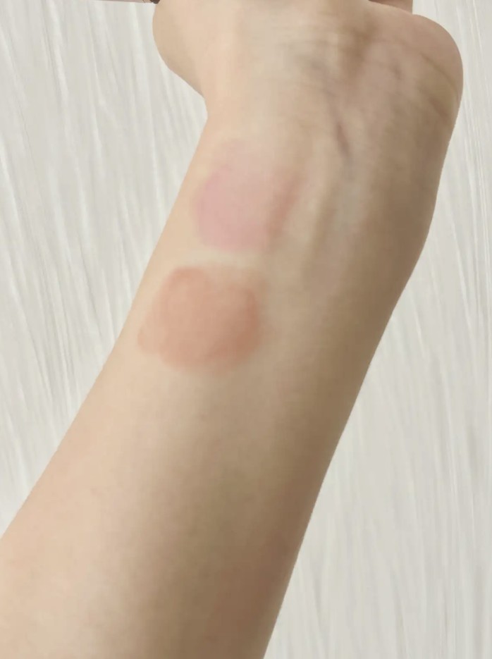 ペタルドロップリキッドブラッシャー/DEAR DAHLIA/リキッドチークを使ったクチコミ（2枚目）