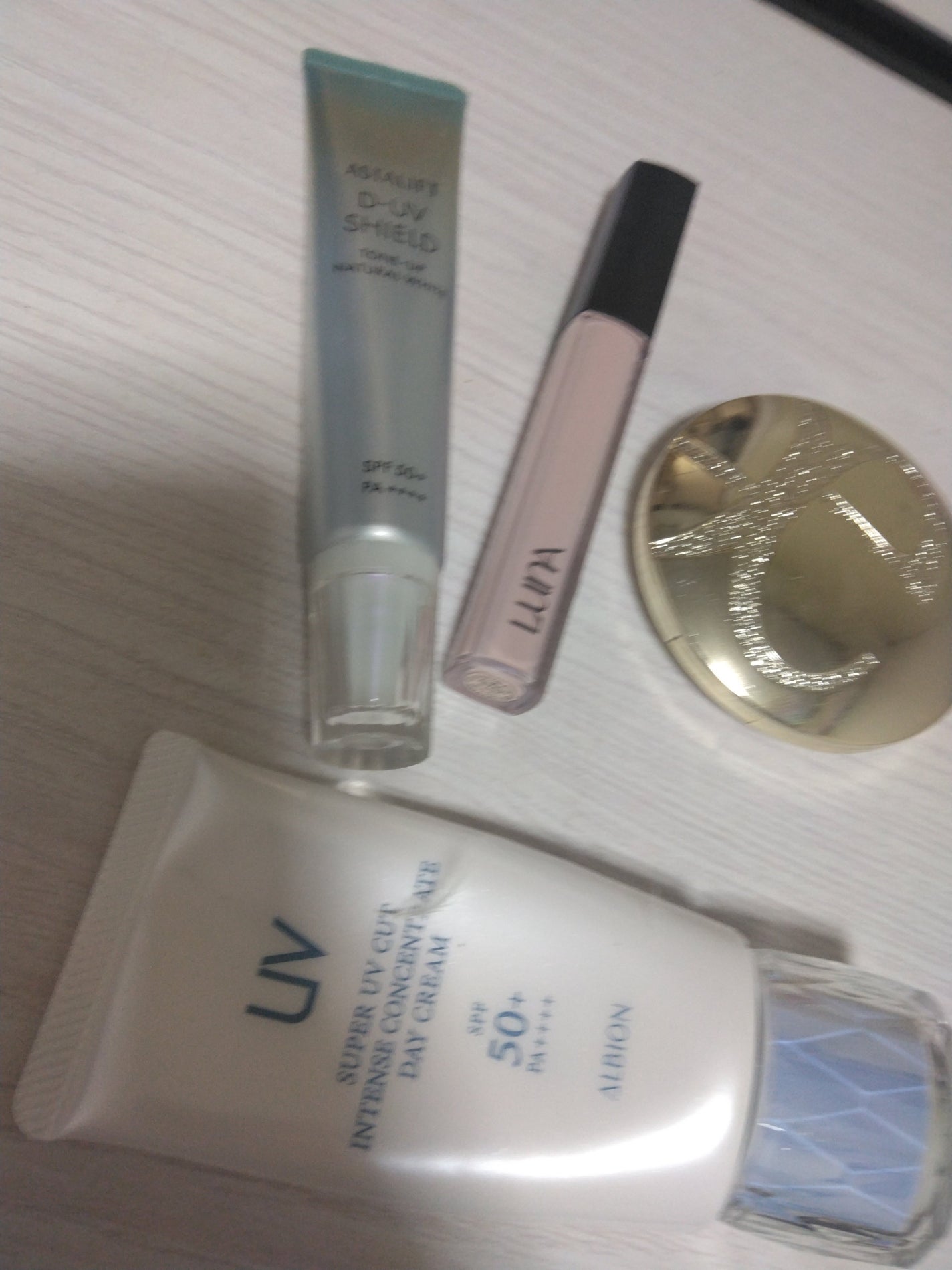 ラ プードル オートニュアンス/Elégance/プレストパウダーを使ったクチコミ(1枚目)