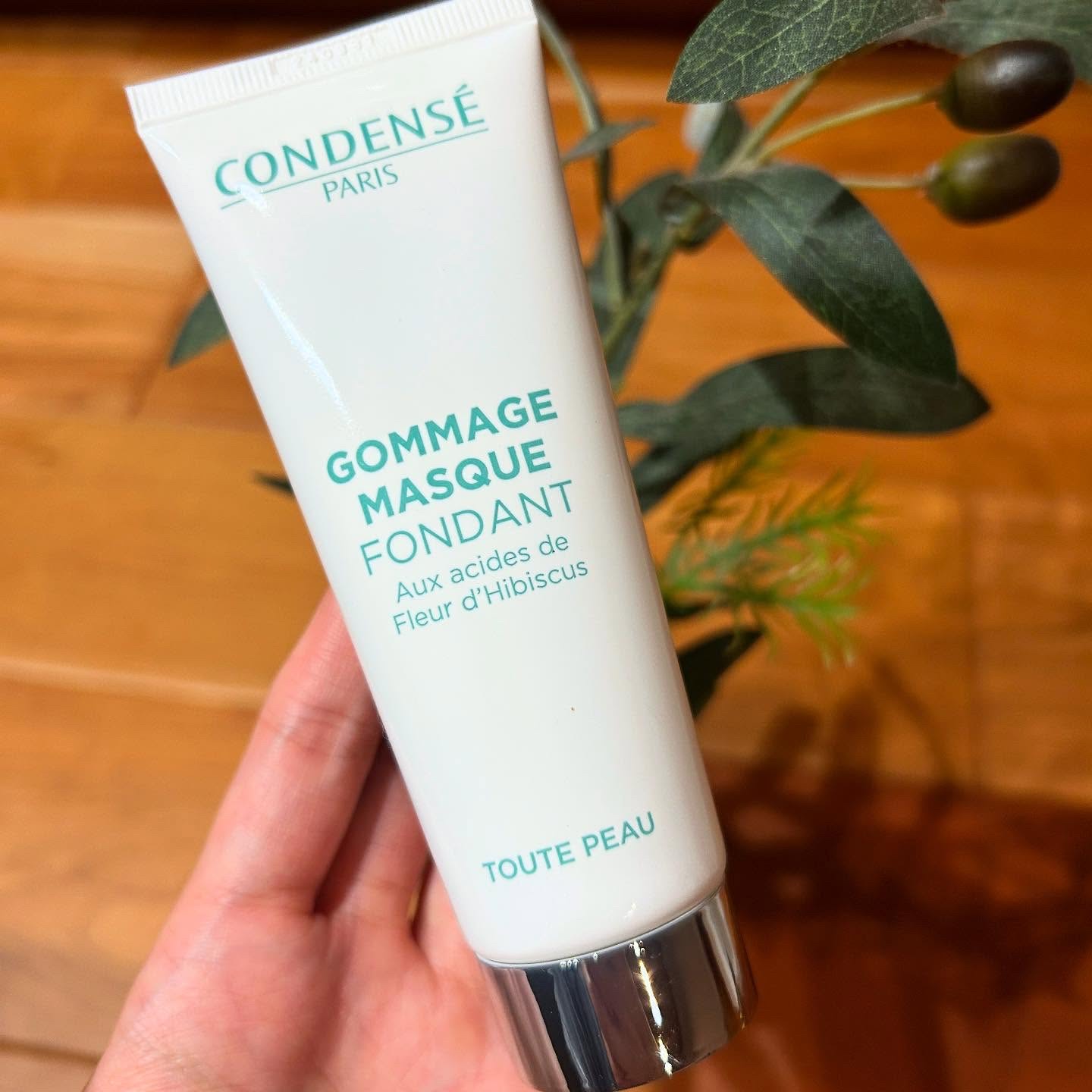 ゴマージュ マスク フォンダン（ピーリング マスク）/コンデンセ　パリ/その他スキンケアを使ったクチコミ（1枚目）