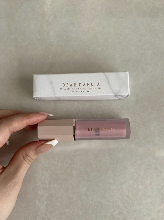 ペタルドロップリキッドブラッシャー/DEAR DAHLIA/リキッドチークを使ったクチコミ（1枚目）