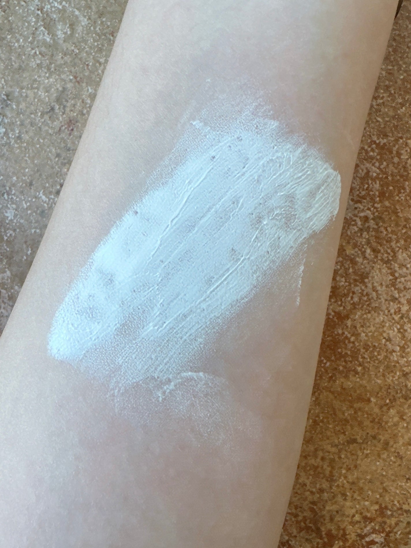 ホワイトニングドレストーンアップクリーム/COSNORI/化粧下地を使ったクチコミ(4枚目)