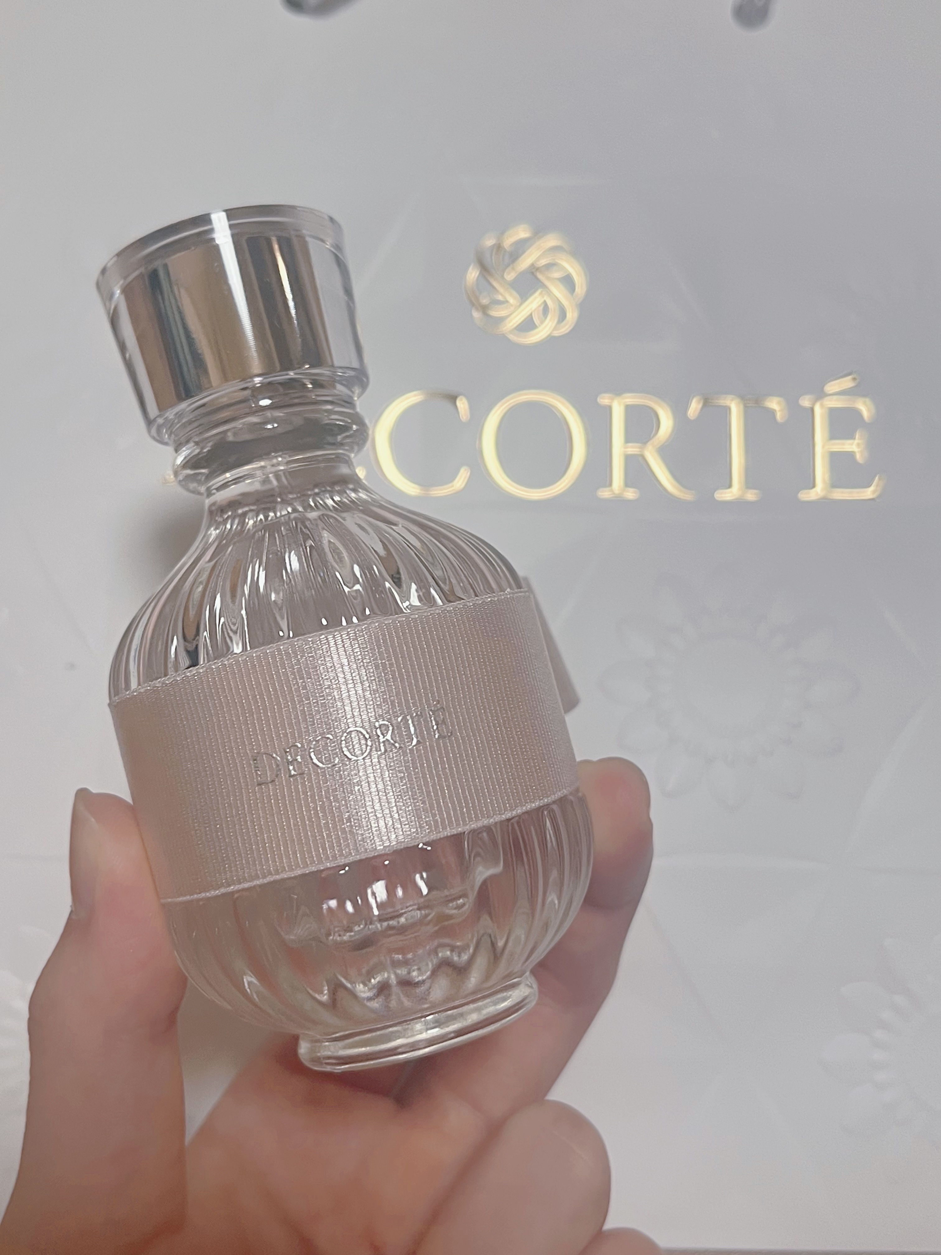 キモノ　ユイ　オードトワレ キモノ ユイ オードトワレ50ml/DECORTÉ/香水(レディース)を使ったクチコミ（1枚目）