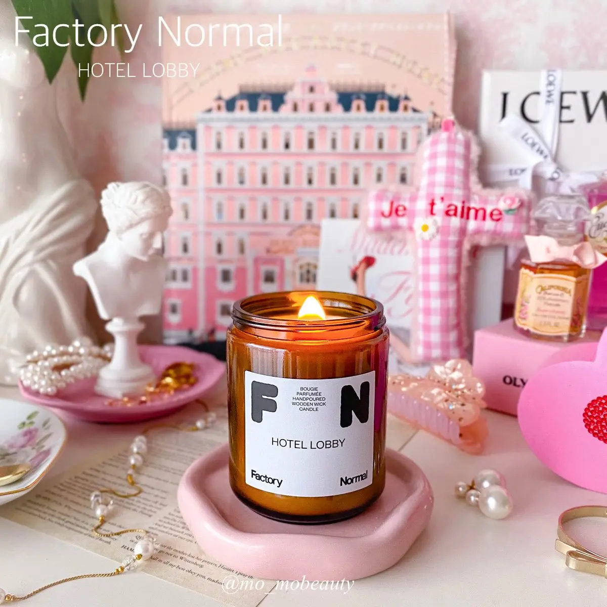 茶色い瓶 ウッド芯 キャンドル HOTELLOBBY/Factory Normal/アロマキャンドルを使ったクチコミ（1枚目）