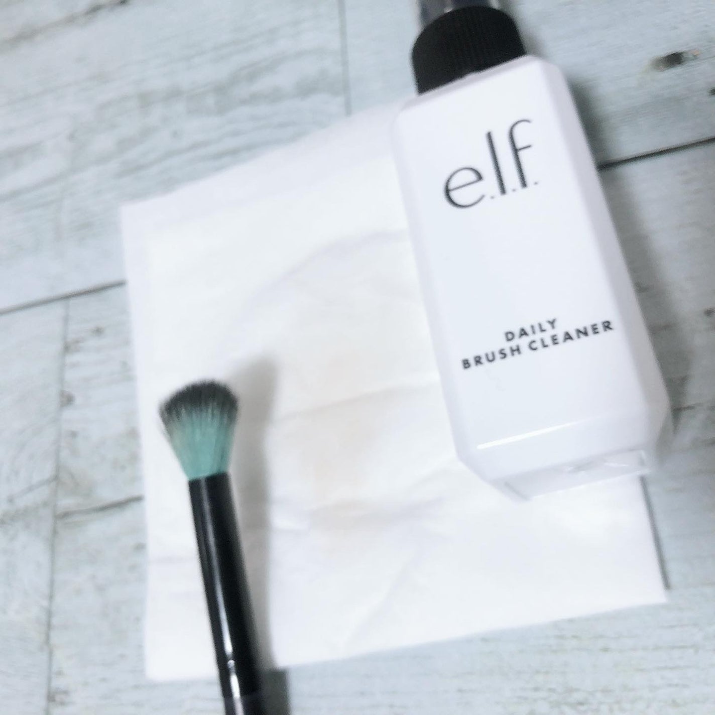 デイリーブラシクリーナー/e.l.f. Cosmetics/メイクブラシを使ったクチコミ(2枚目)