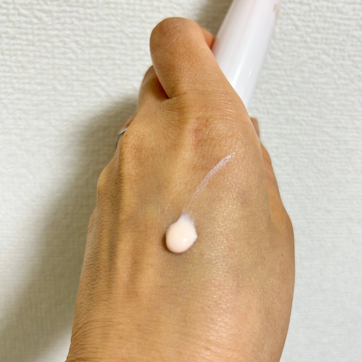 ウィーラブサン ジェントルトーンアップ UVクリーム/FEMMUE/日焼け止めクリームを使ったクチコミ(2枚目)