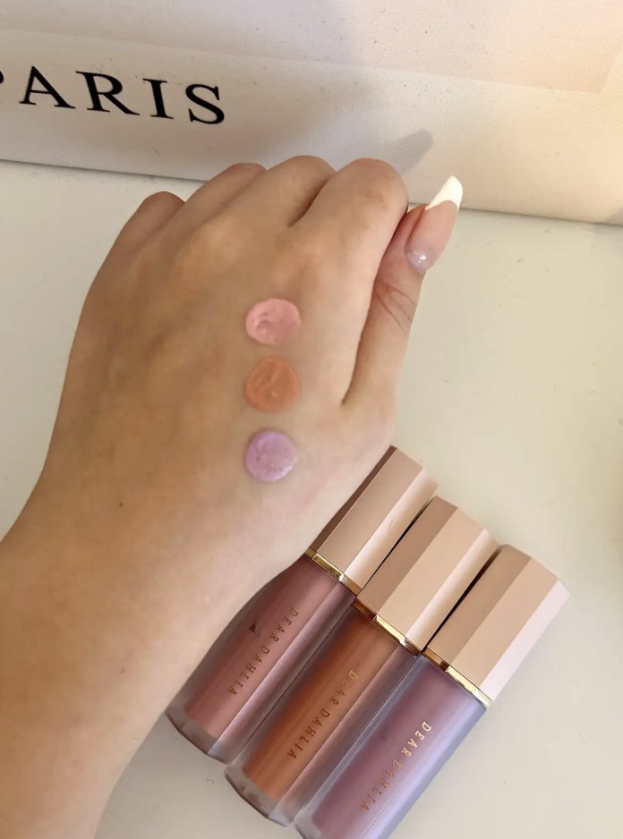 ペタルドロップリキッドブラッシャー/DEAR DAHLIA/リキッドチークを使ったクチコミ（2枚目）