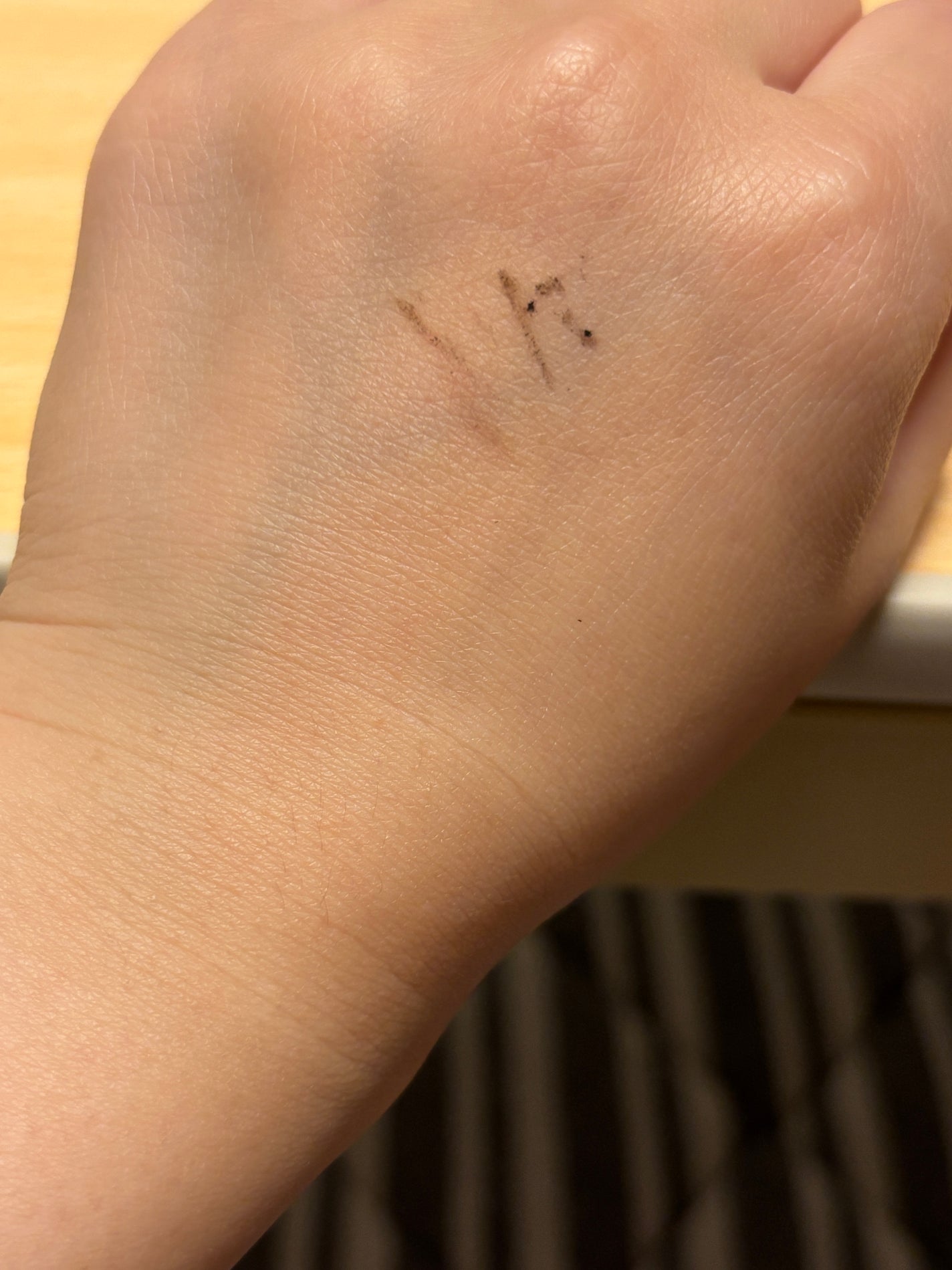 イージーeyeライナーR/b idol/ペンシルアイライナーを使ったクチコミ(2枚目)