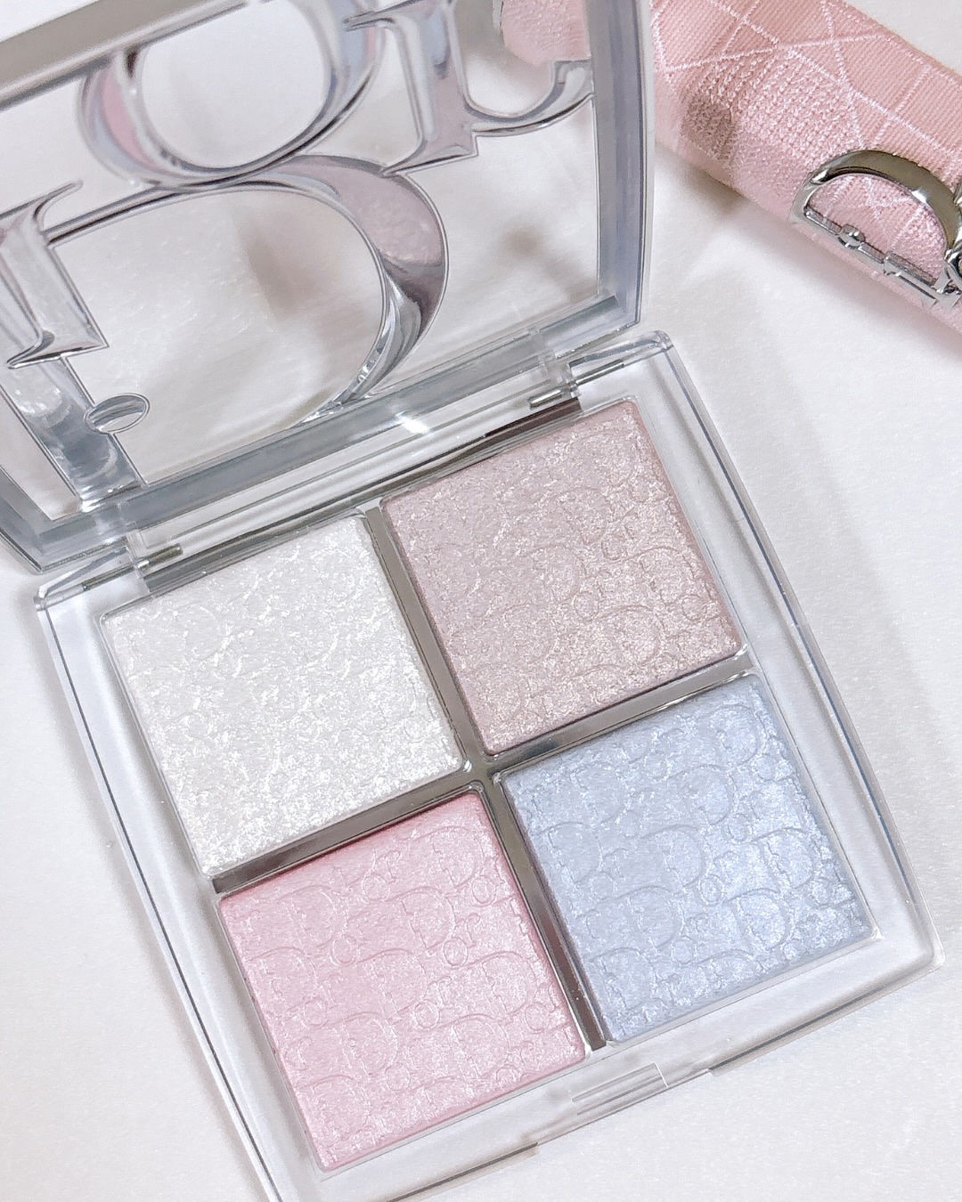 ディオール バックステージ フェイス グロウ パレット/Dior/ハイライトを使ったクチコミ（3枚目）