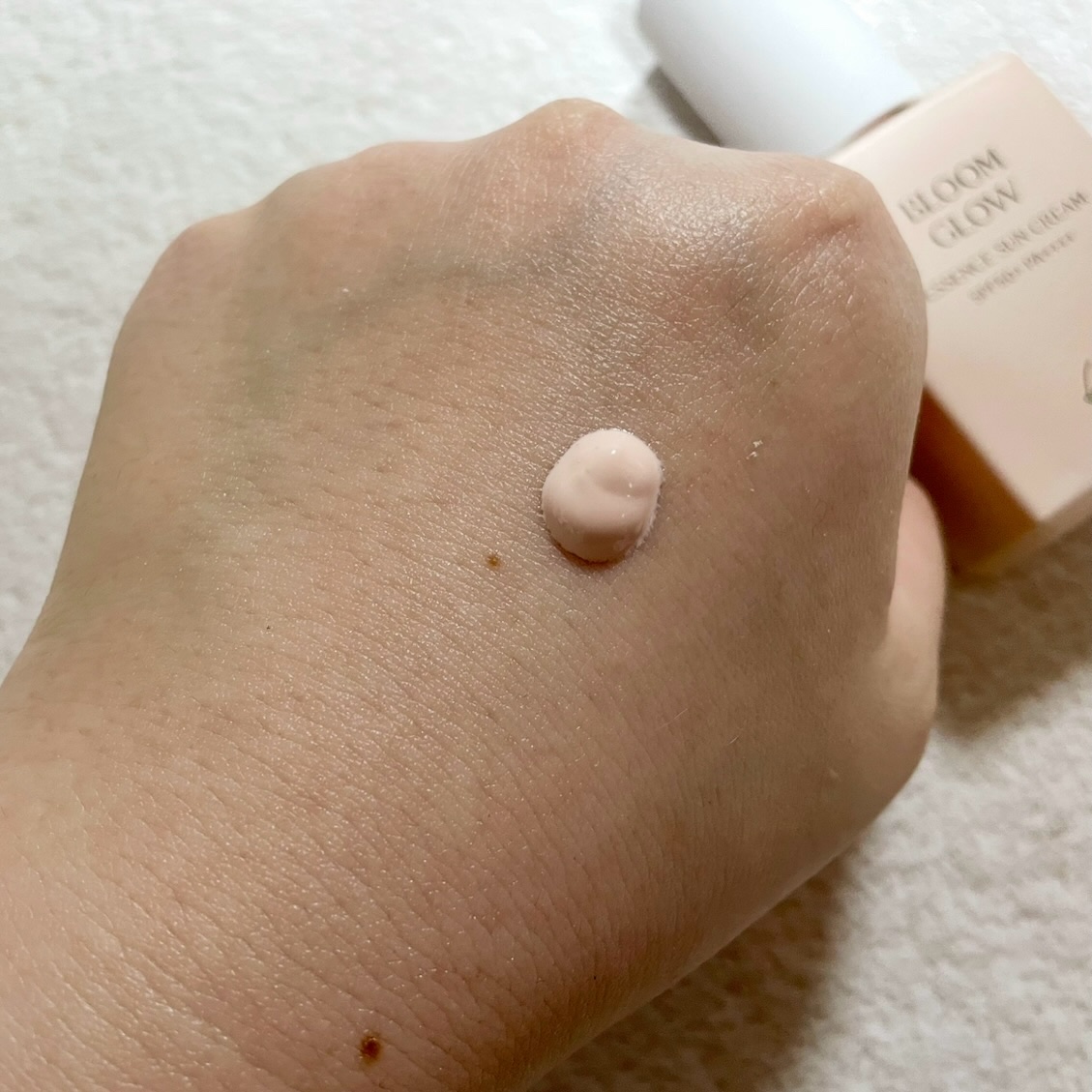 ブルームグローエッセンスサンクリーム/koy/日焼け止めローションを使ったクチコミ（3枚目）