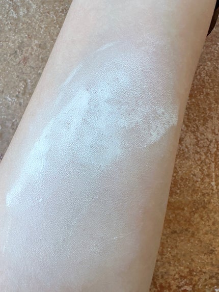 ホワイトニングドレストーンアップクリーム/COSNORI/化粧下地を使ったクチコミ(5枚目)