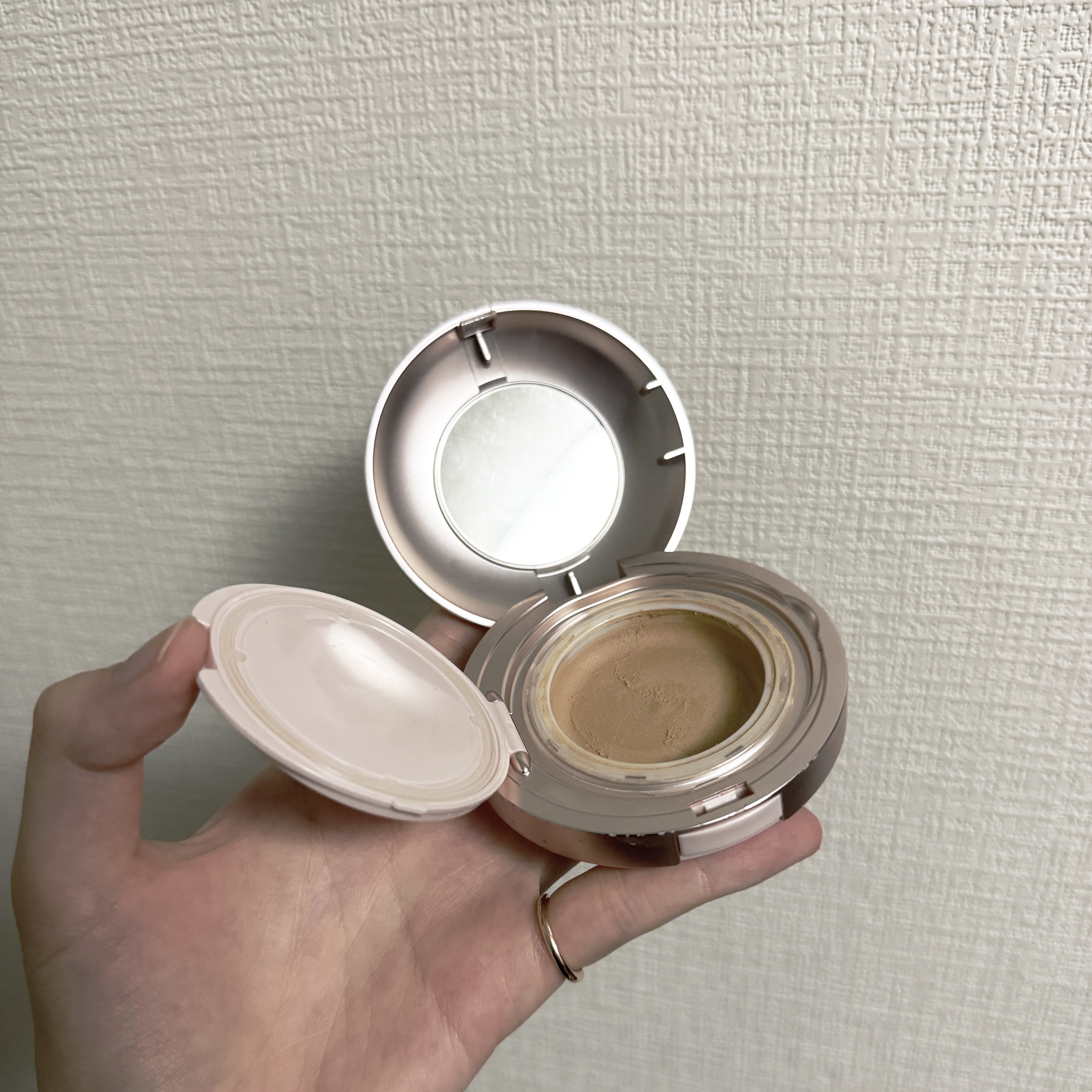 エクラタン ジェル ファンデーション N/PAUL & JOE BEAUTE/クリーム・エマルジョンファンデーションを使ったクチコミ（2枚目）