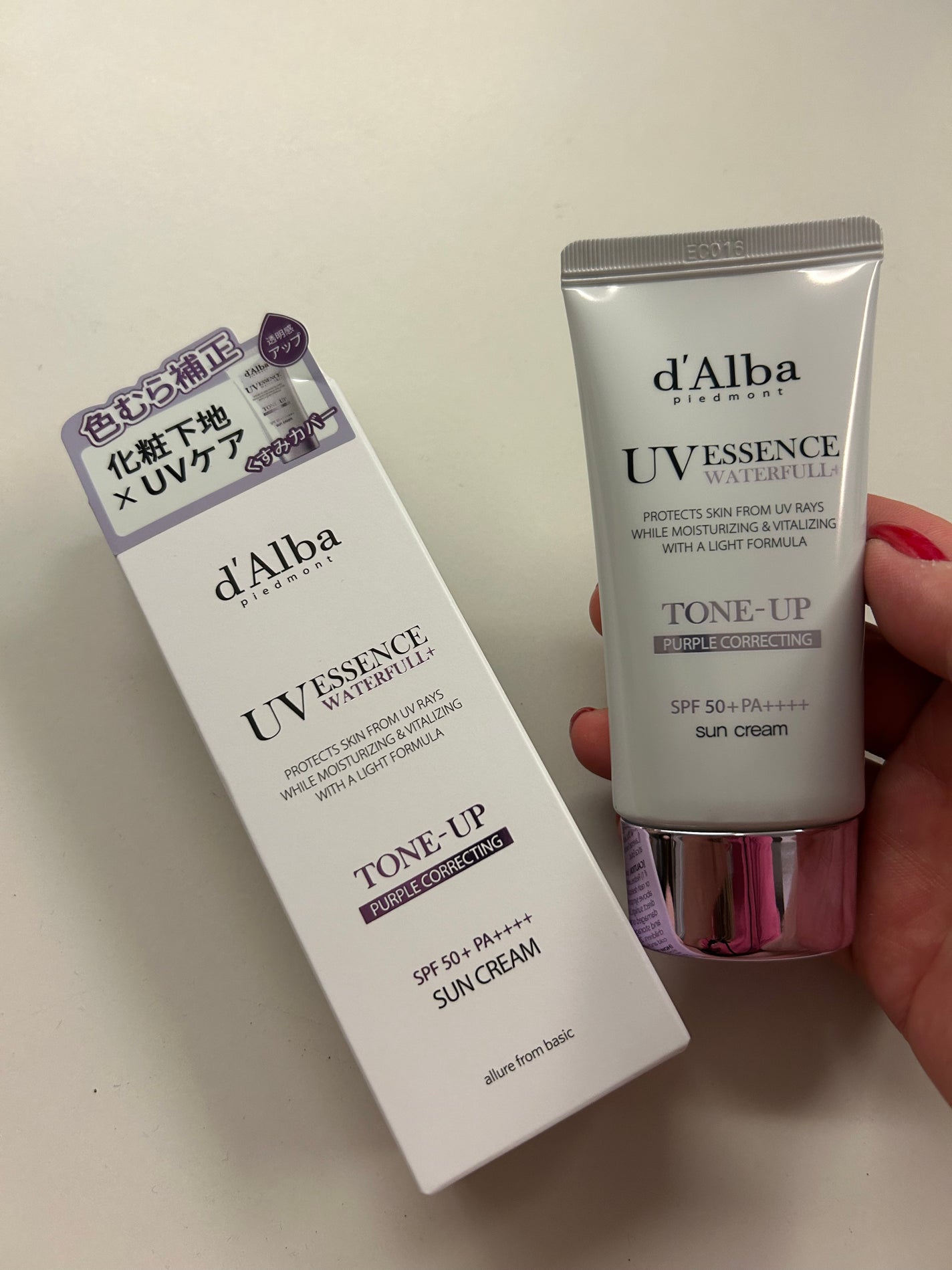 S on LIPS 「ダルバ ウォータフルトーンアップサンクリーム パープル肌の悩み..」(1枚目)