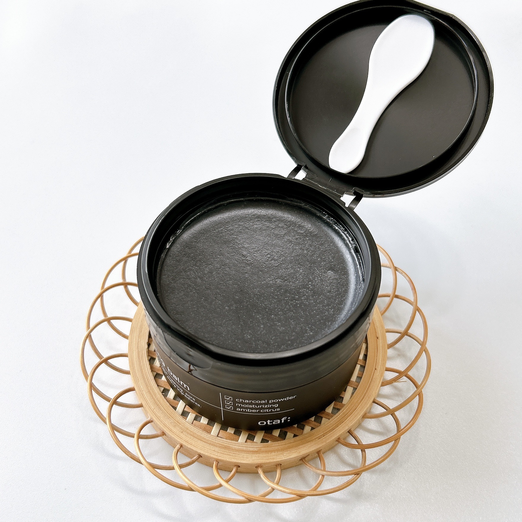 オトアフ クレンジングバーム (ブラック) /otaf:/クレンジングバームを使ったクチコミ（2枚目）