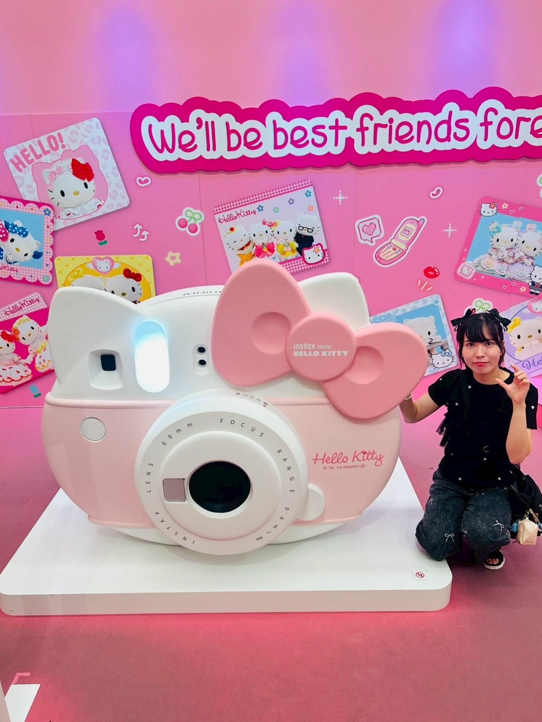 ももうさ on LIPS 「先日、ハローキティ展に行きました!普段は口が空いちゃうのでマス..」(2枚目)