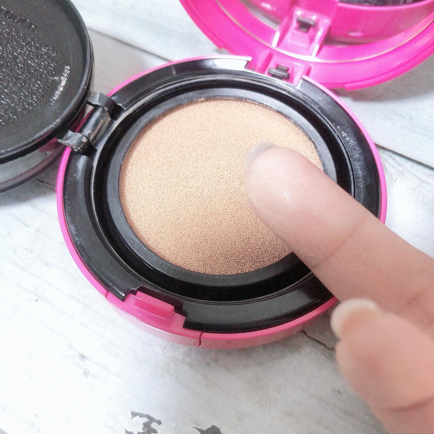 ジョンセンムル スキンヌーダーロングウェアクッション/JUNG SAEM MOOL/クッションファンデーションを使ったクチコミ（2枚目）