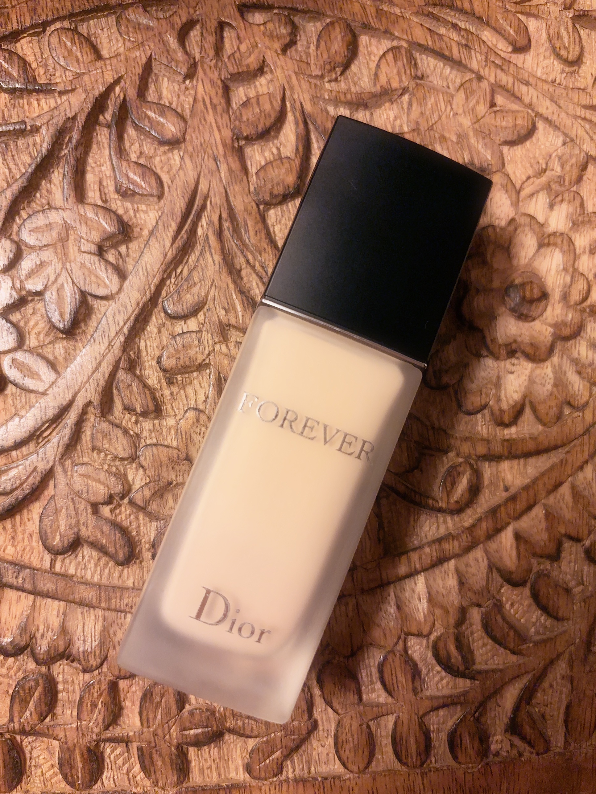 ディオールスキン フォーエヴァー フルイド グロウ 0Nニュートラル/Dior/リキッドファンデーションを使ったクチコミ（1枚目）