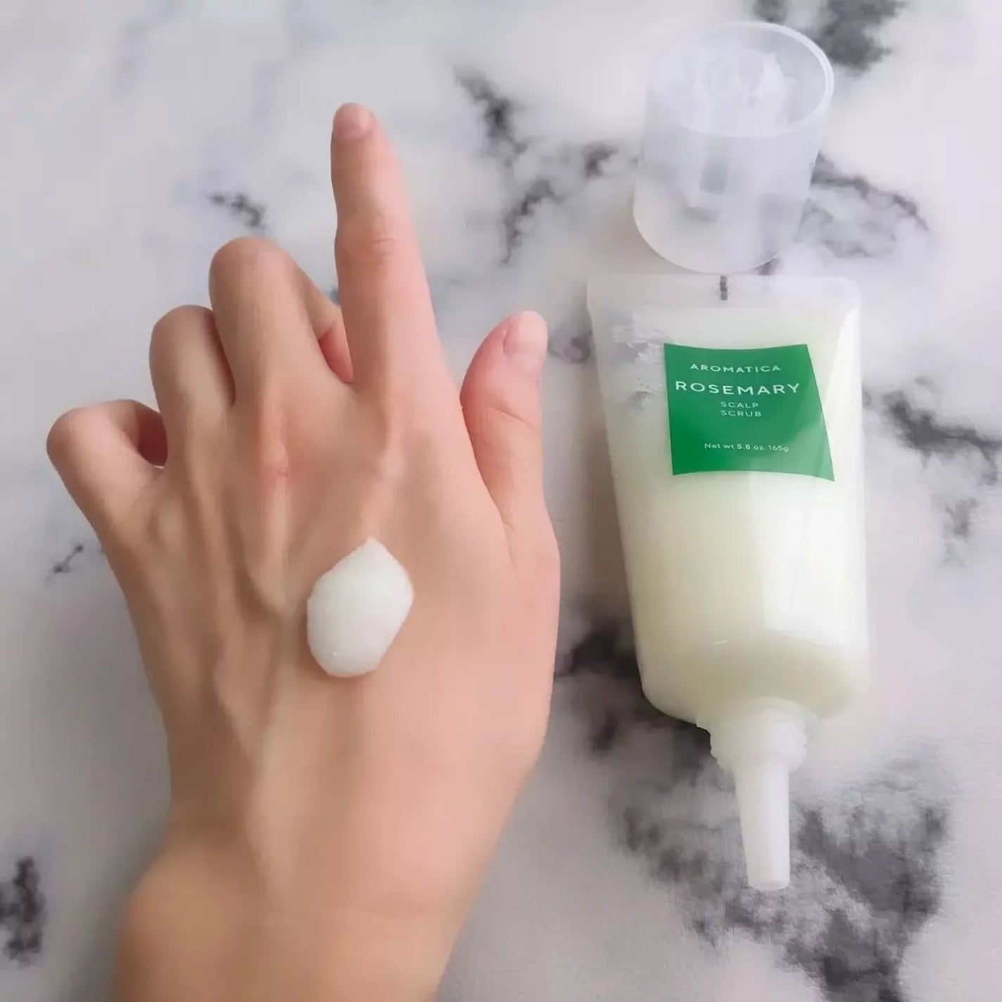 ローズマリー スカルプ スクラブ/AROMATICA/ヘッドスクラブを使ったクチコミ(5枚目)