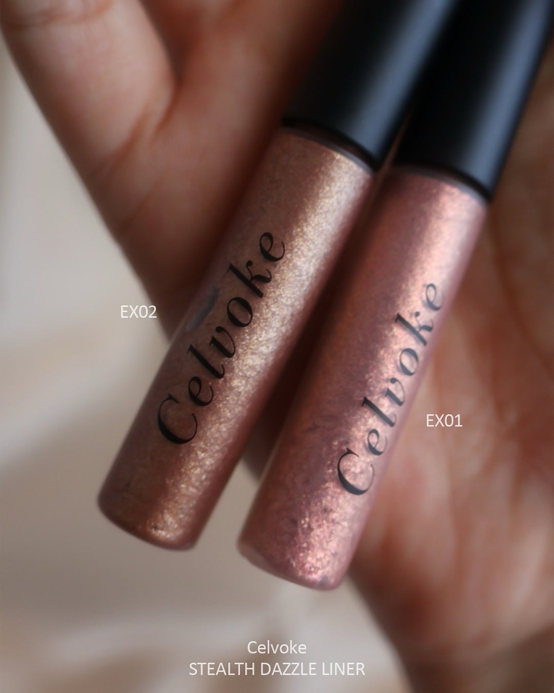 セルヴォーク ステルス ダズルライナー/Celvoke/グリッターを使ったクチコミ(2枚目)