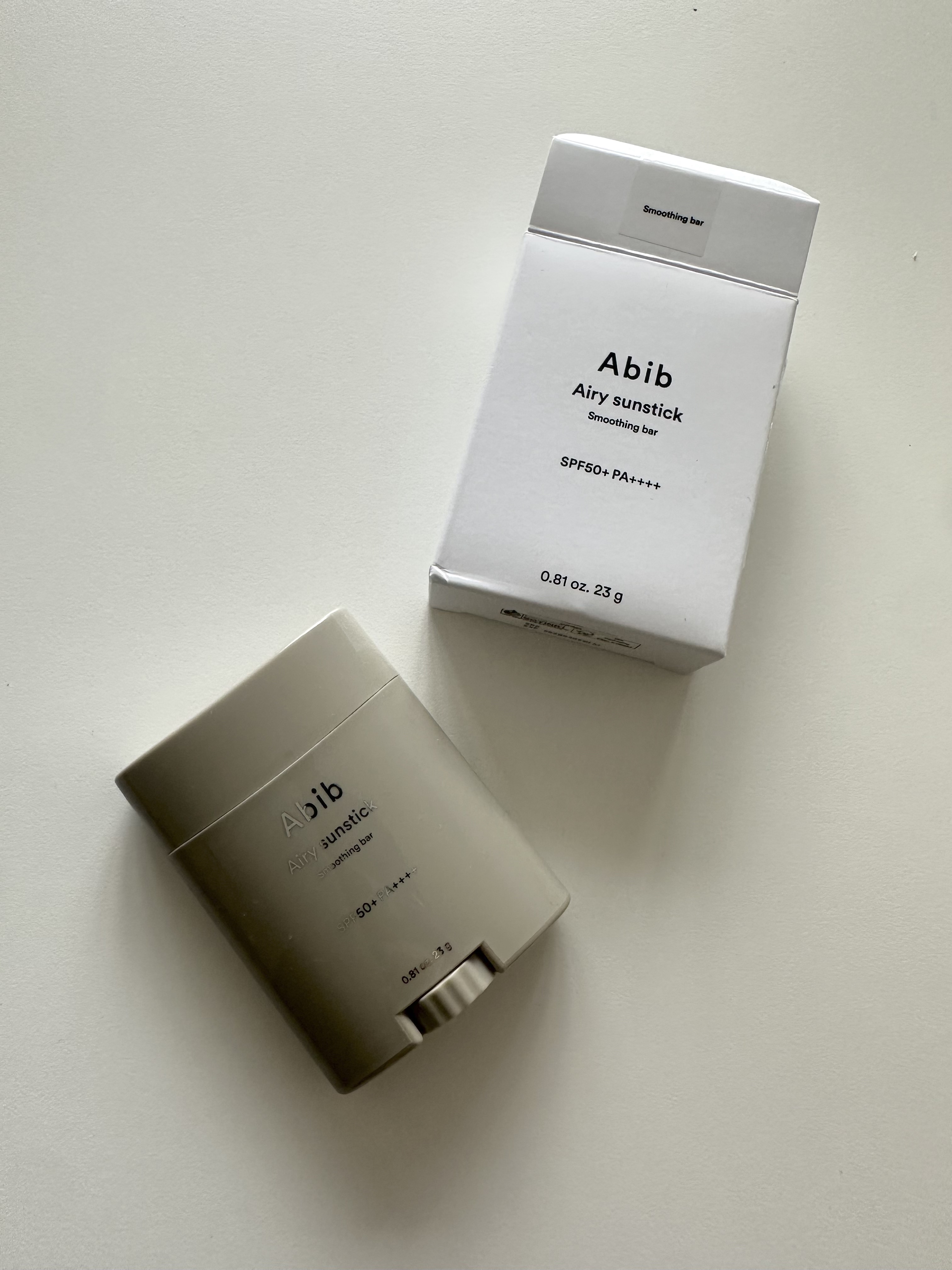 エアリーサンスティックスムージングバー/Abib /日焼け止めスティックを使ったクチコミ（2枚目）