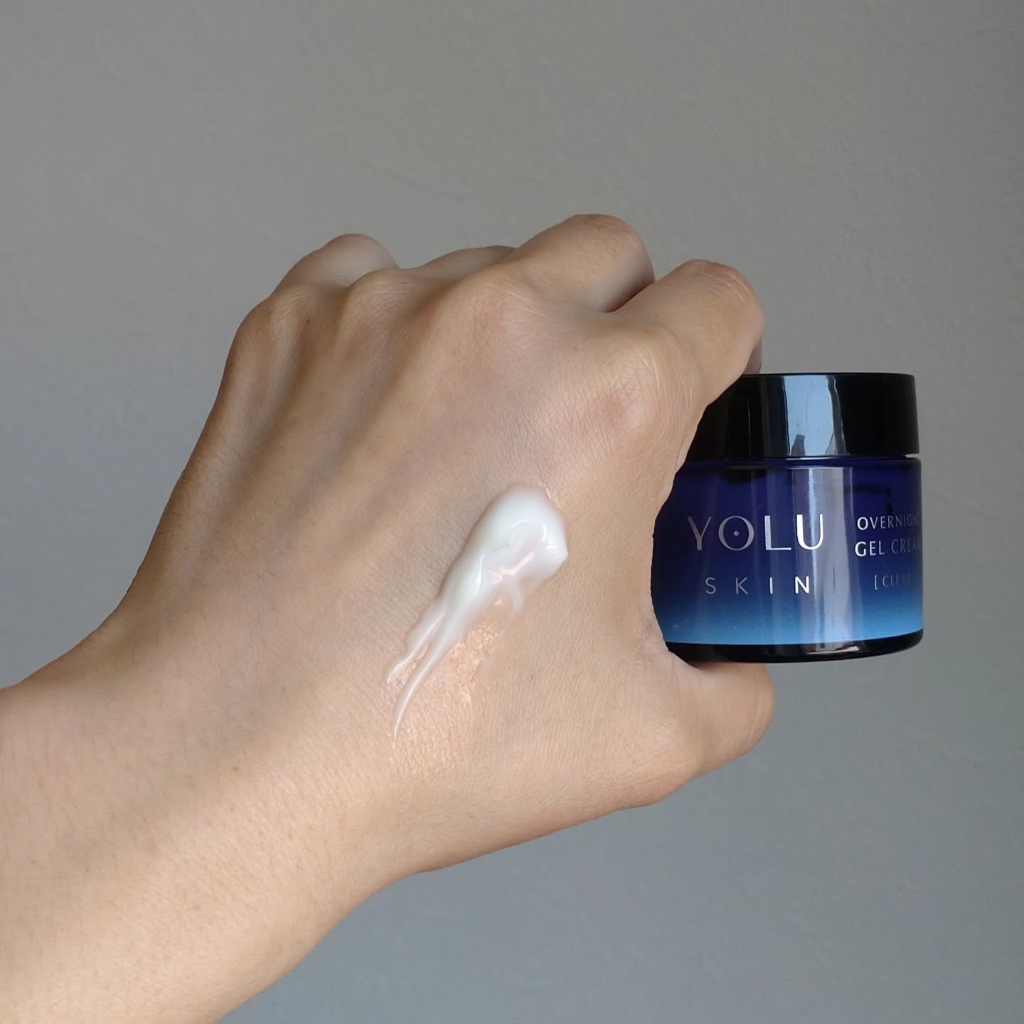 ヨル スキン オーバーナイトジェルクリーム クリア/YOLU/フェイスクリームを使ったクチコミ（3枚目）