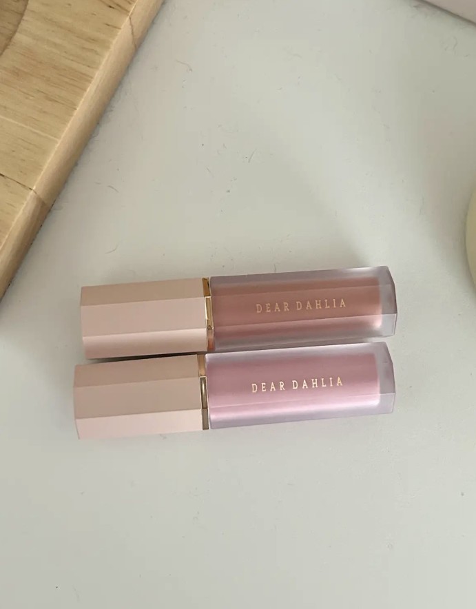 ペタルドロップリキッドブラッシャー/DEAR DAHLIA/リキッドチークを使ったクチコミ（1枚目）