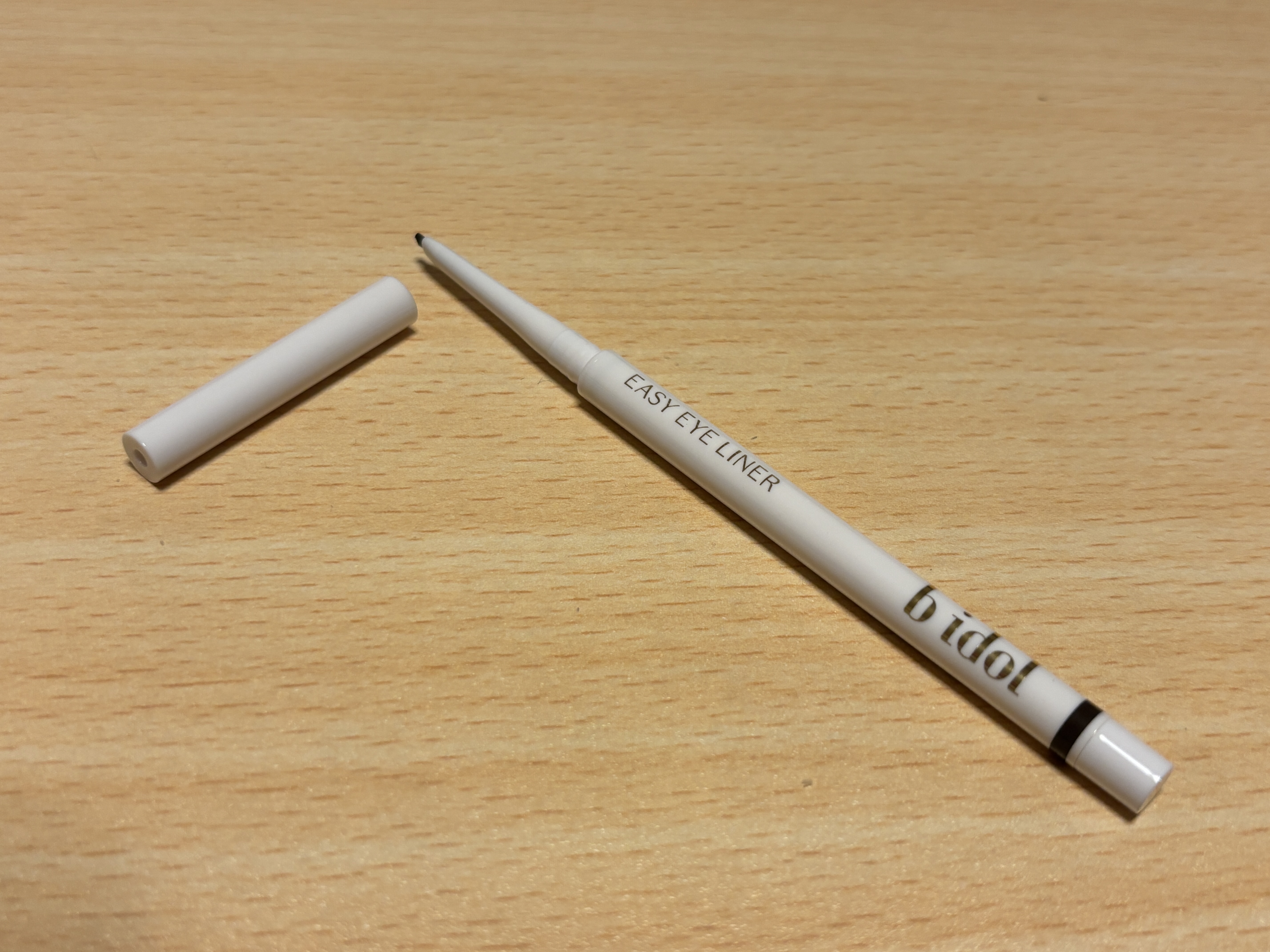 イージーeyeライナーR 01 抜け感ブラック/b idol/ペンシルアイライナーを使ったクチコミ（1枚目）