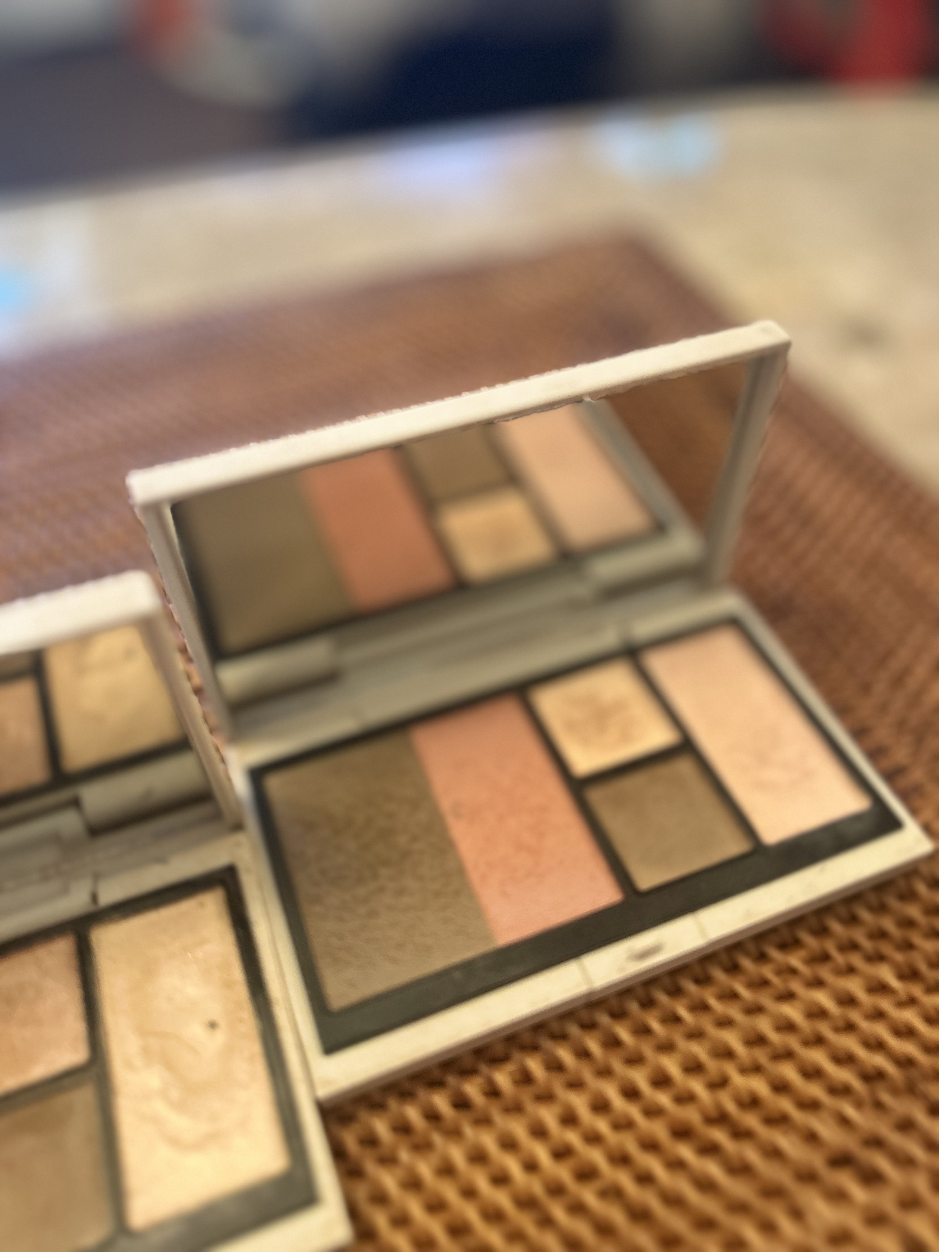 RMK シェイド&グロウ フェイスパレット /RMK/アイシャドウパレットを使ったクチコミ（1枚目）