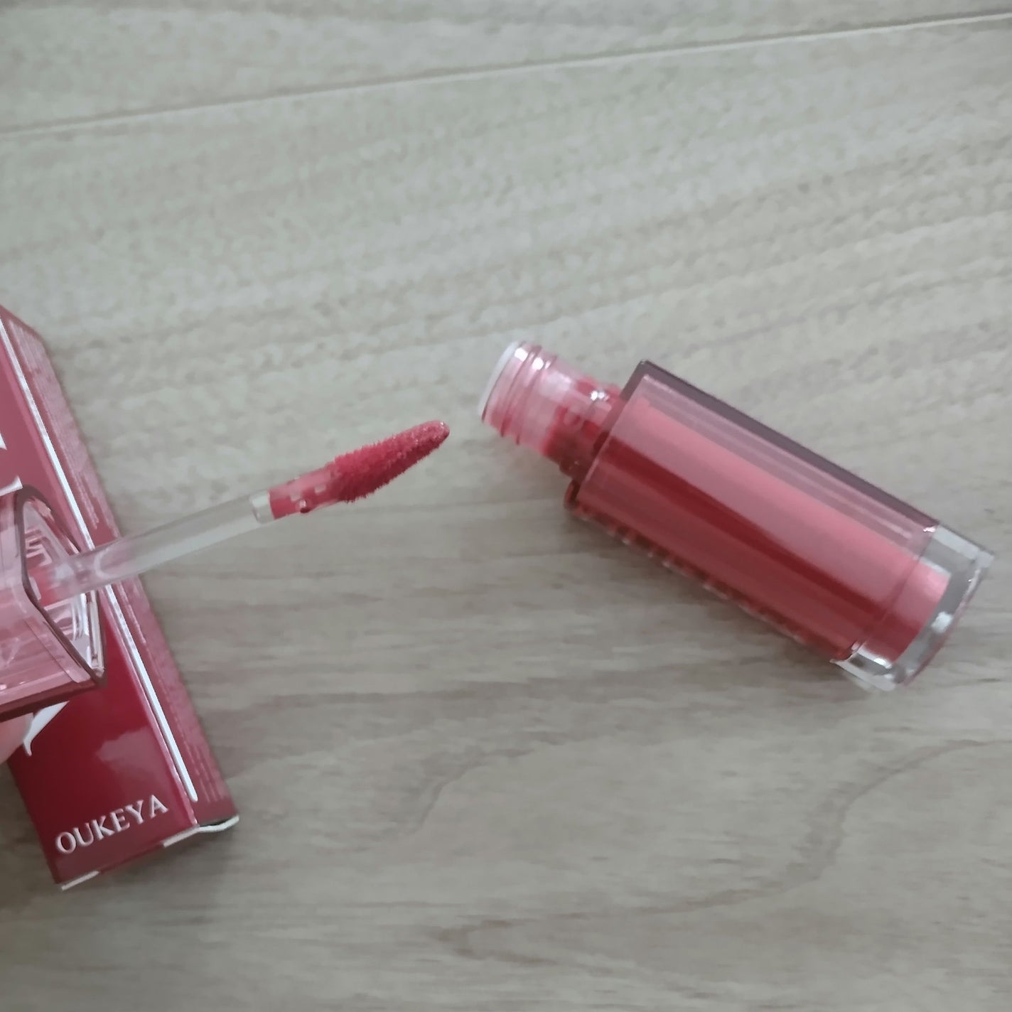 水感ガラスリップグロス/OUKEYA/リップティントを使ったクチコミ(4枚目)