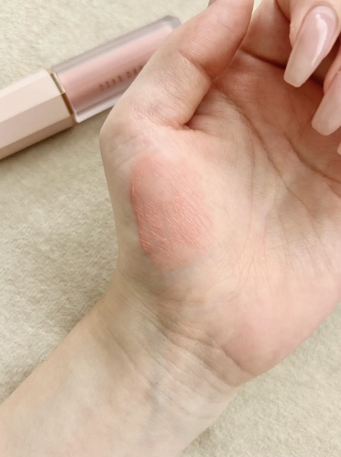 ペタルドロップリキッドブラッシャー/DEAR DAHLIA/リキッドチークを使ったクチコミ（2枚目）