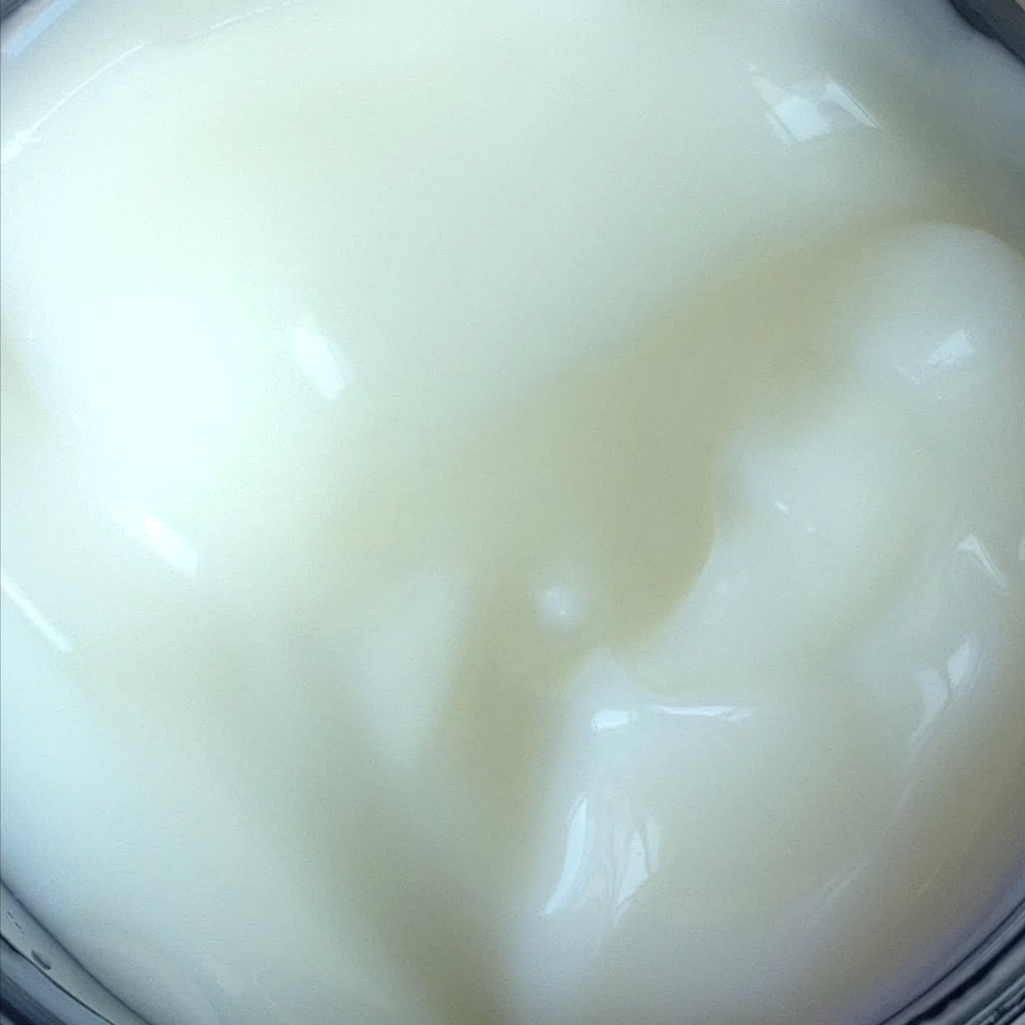 ヨル スキン オーバーナイトジェルクリーム クリア/YOLU/フェイスクリームを使ったクチコミ（2枚目）