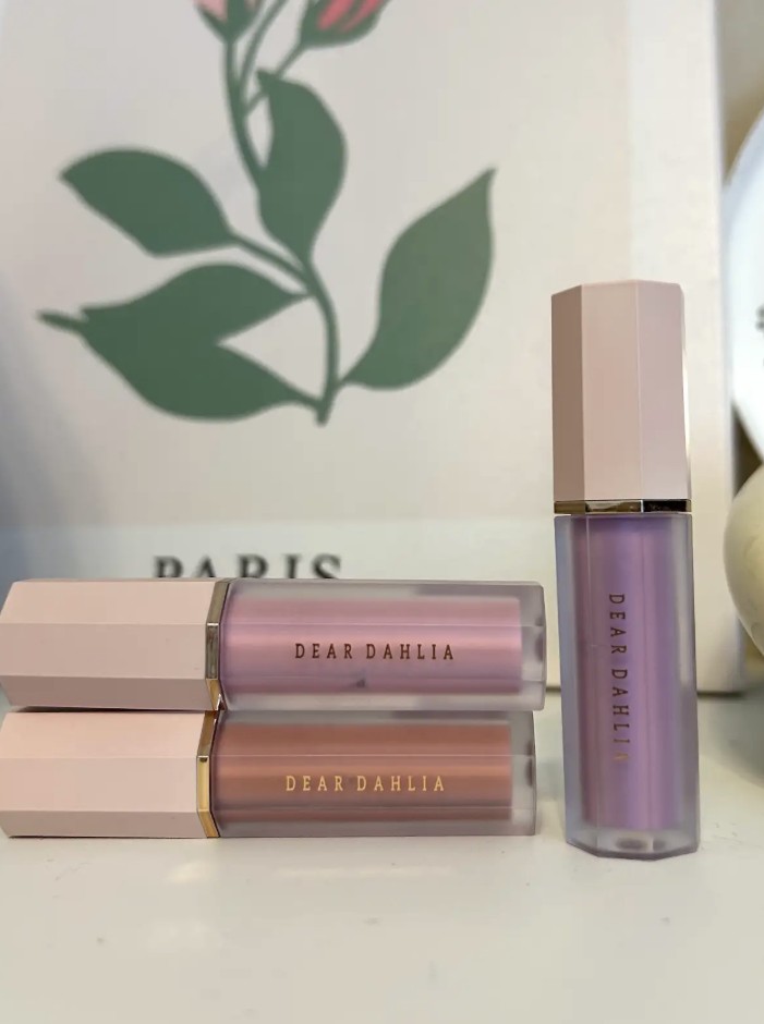 ペタルドロップリキッドブラッシャー/DEAR DAHLIA/リキッドチークを使ったクチコミ（1枚目）