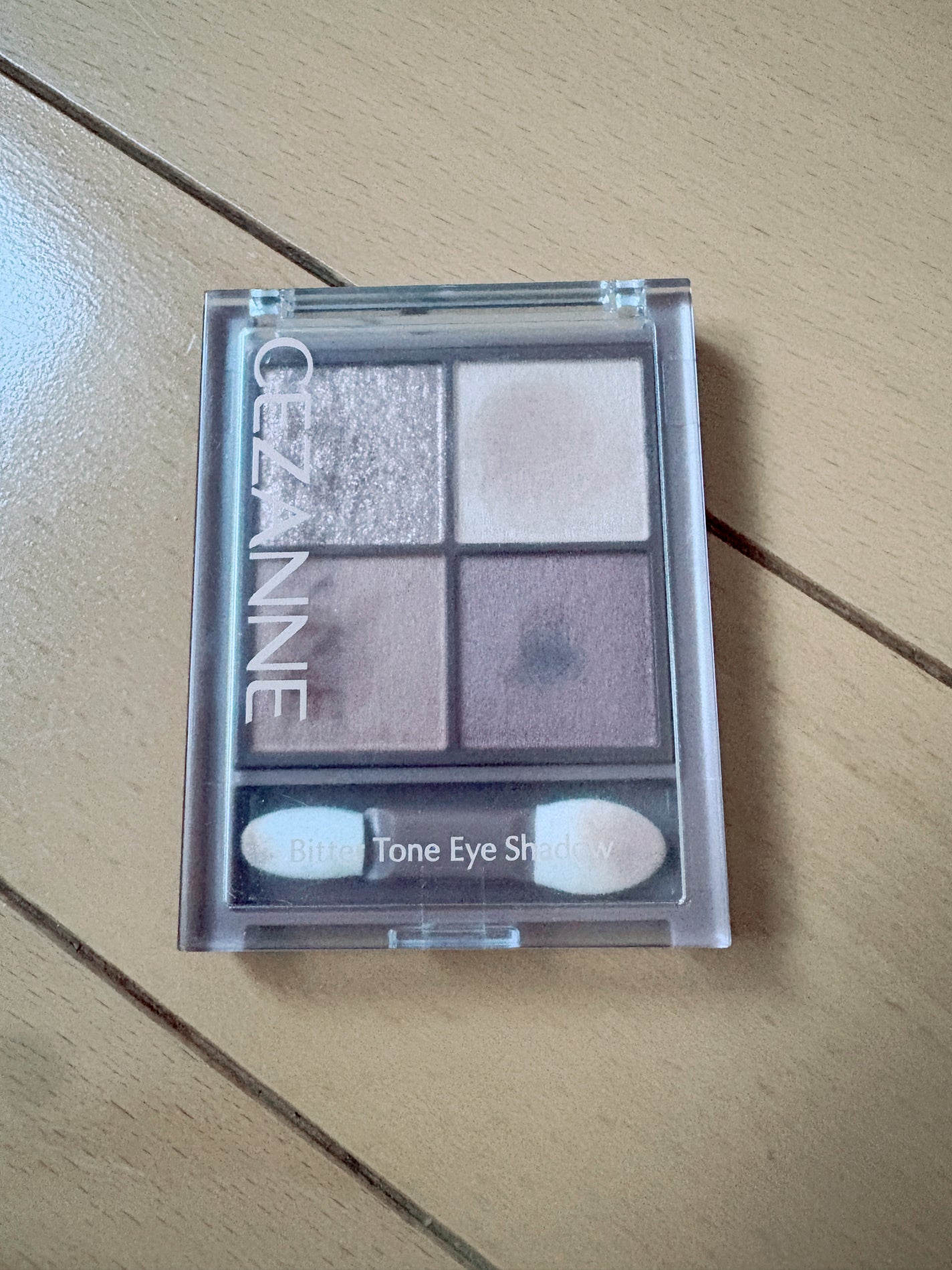 ビタートーンアイシャドウ/CEZANNE/パウダーアイシャドウを使ったクチコミ(1枚目)