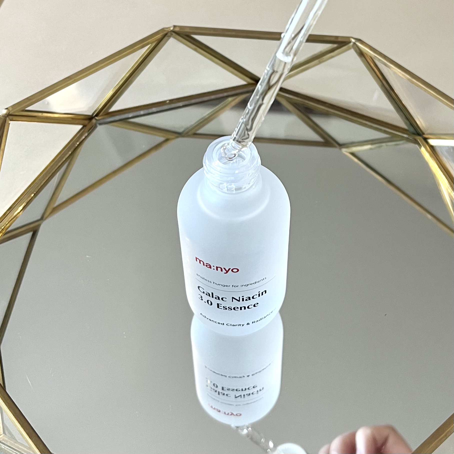 ガラク ナイアシン 3.0 エッセンス/manyo/美容液を使ったクチコミ（2枚目）
